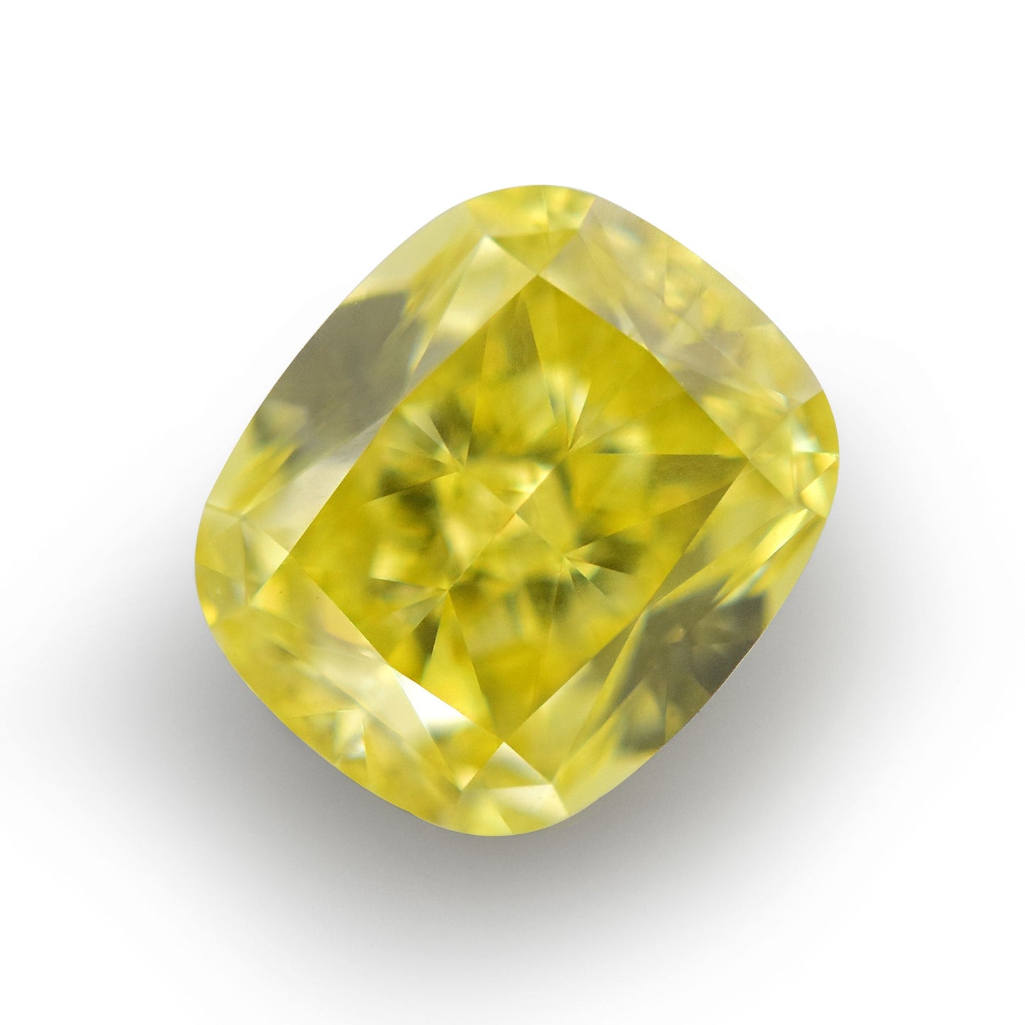0,61 Karat Fancy Yellow Cushion Diamond VVS1 GIA
