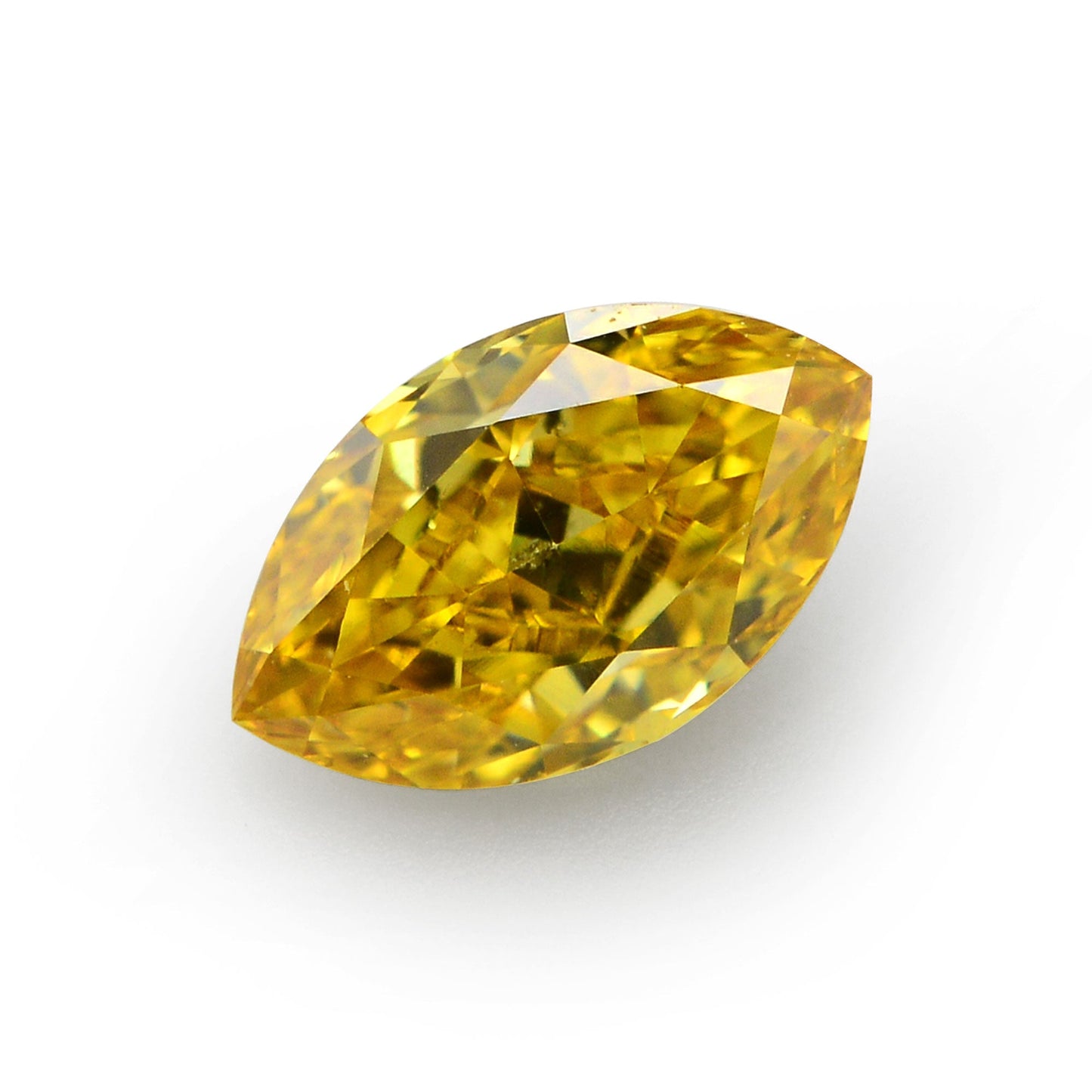 0,22 Karat Fancy Vivid Orange Yellow Marquise-Diamant (SI2) GIA