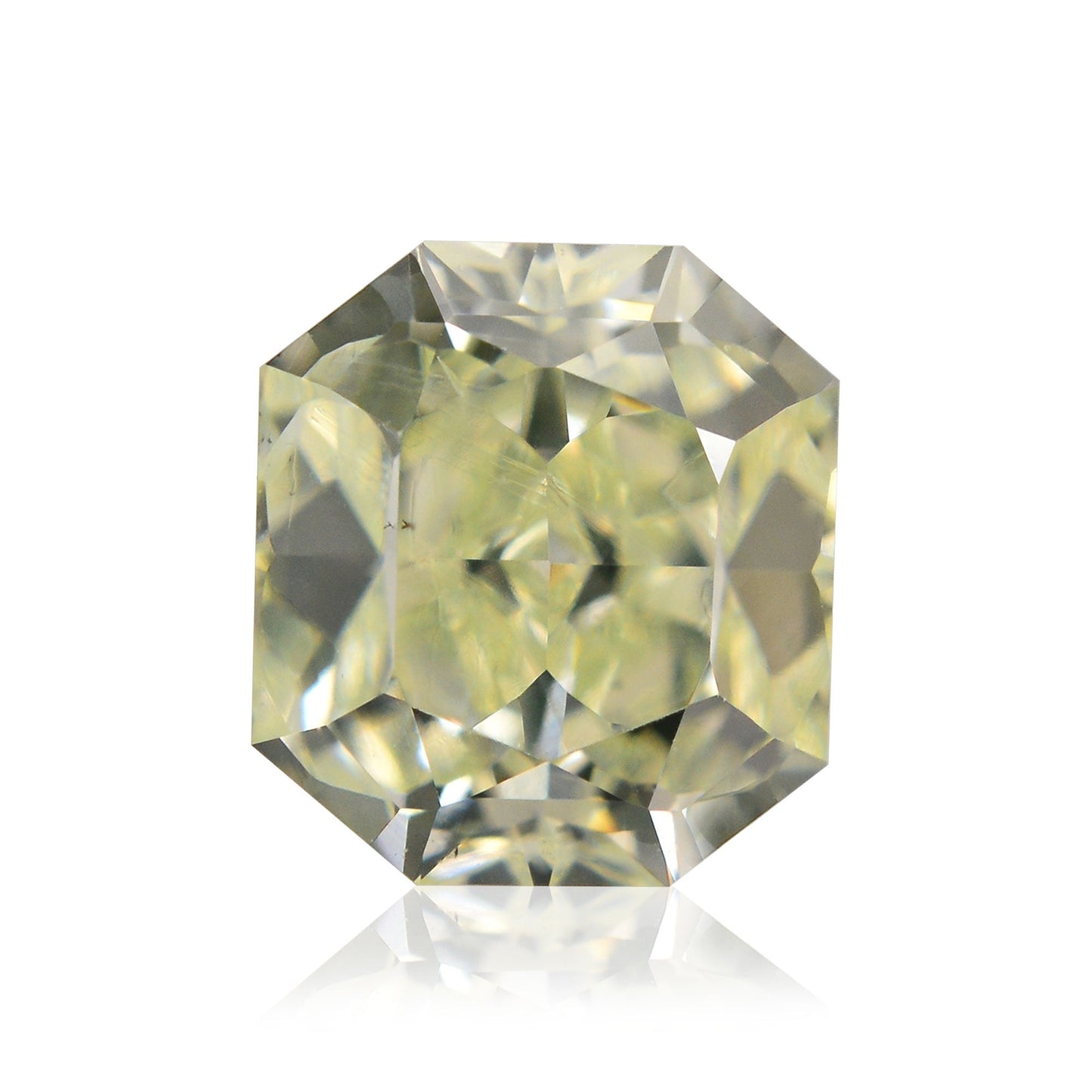 0,53 Karat hellgrün-gelber Diamant im Radiant-Schliff, Reinheit SI1, GIA