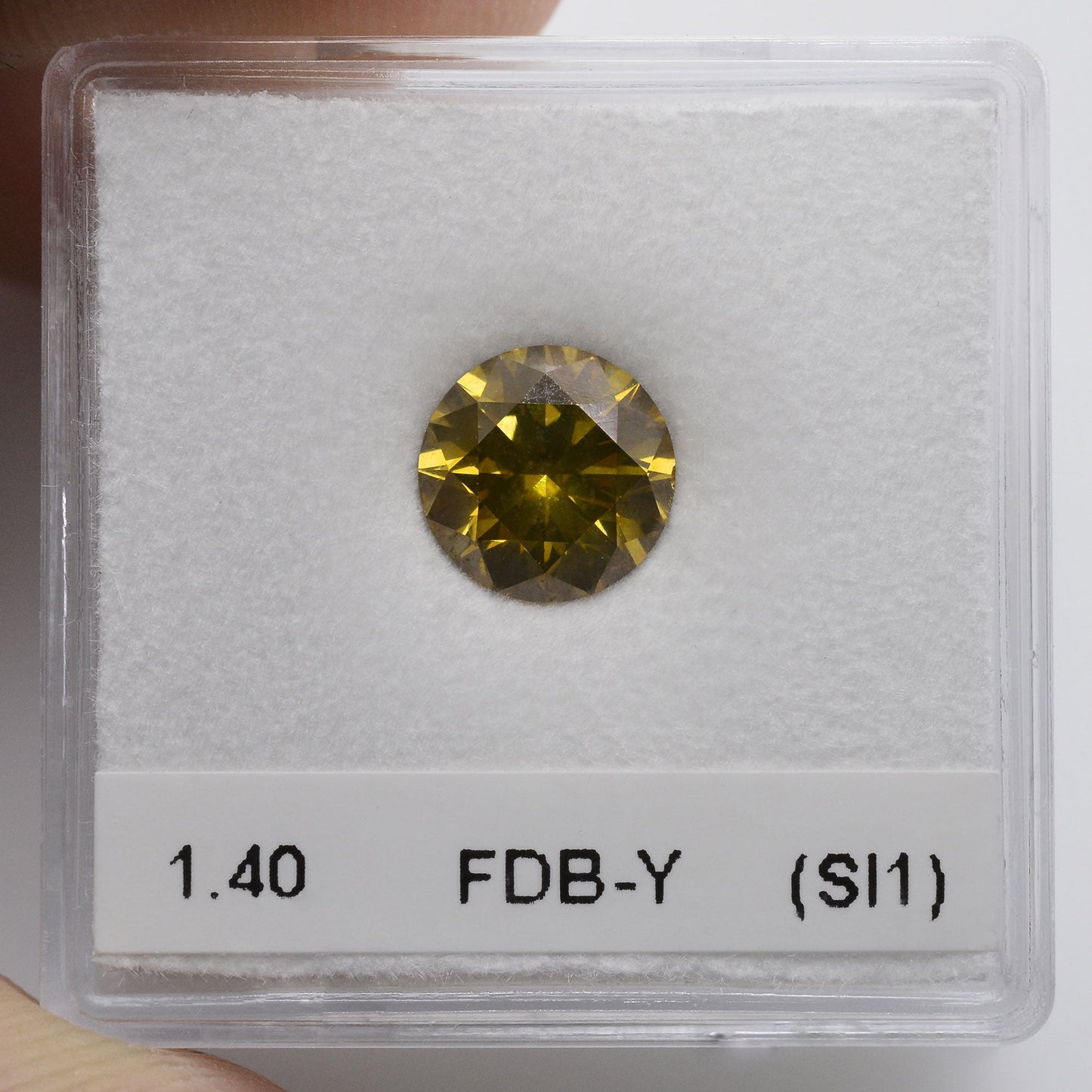 1,40 Karat Fancy Deep Brownish Yellow Brillant (SI1) GIA