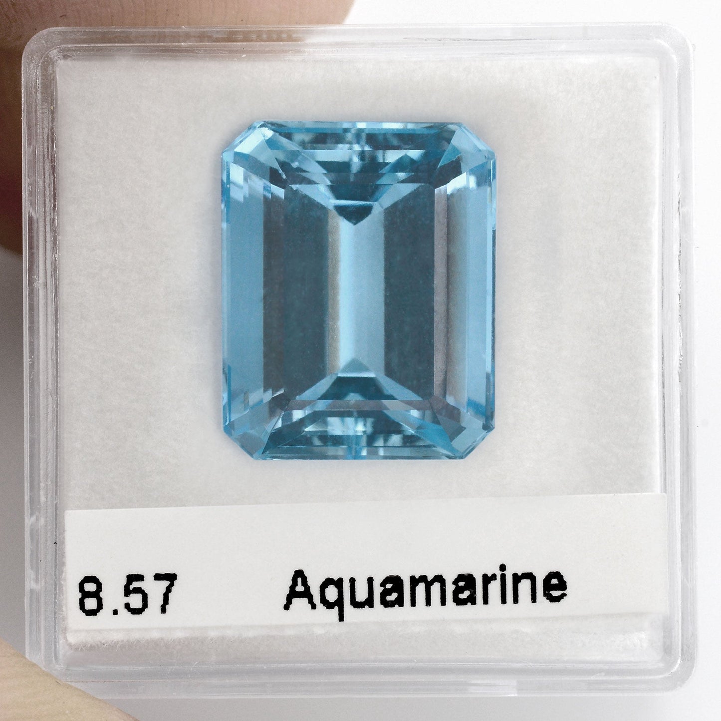 8,57 Karat blauer Smaragd-Aquamarin