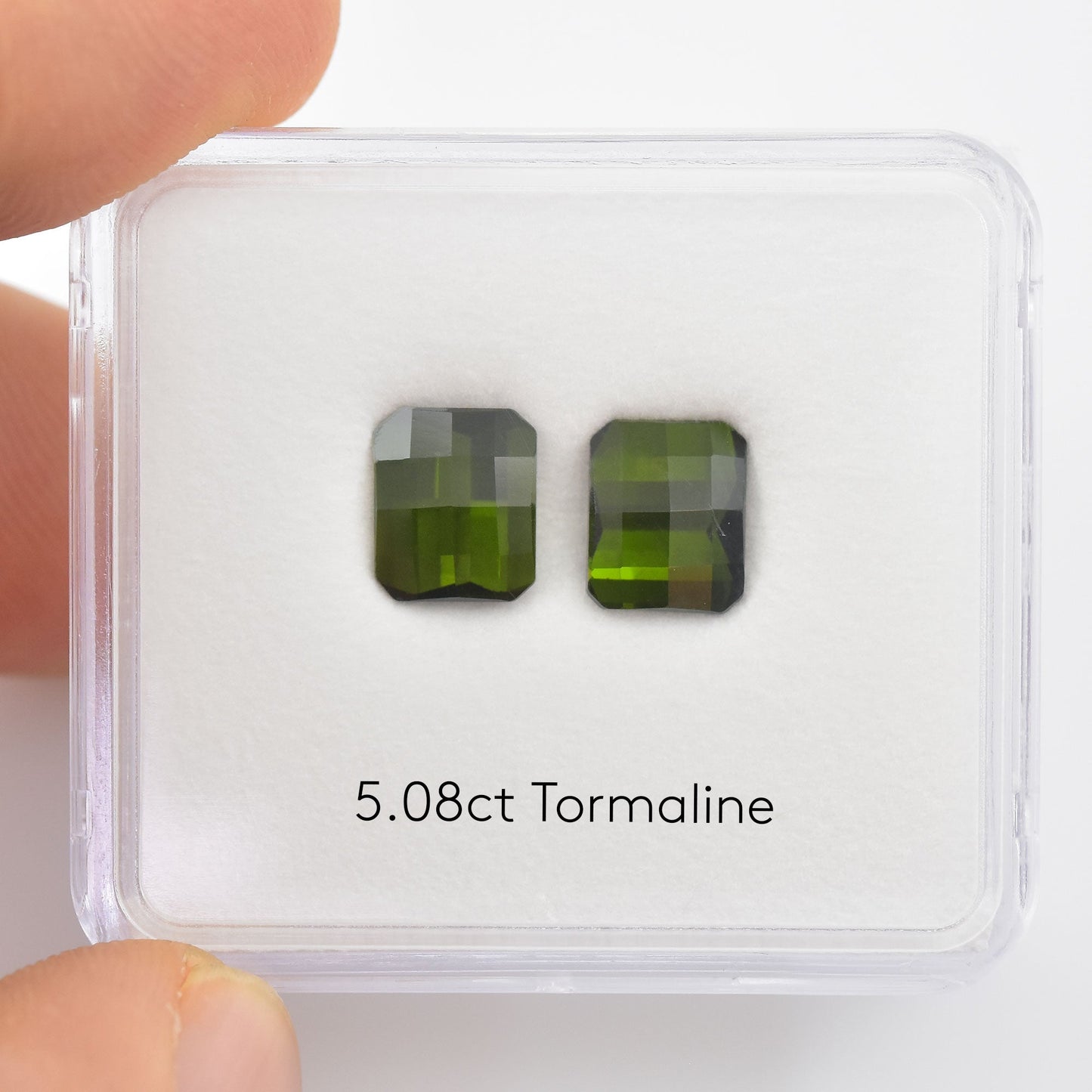 5,08 Karat grüner, strahlender Turmalin