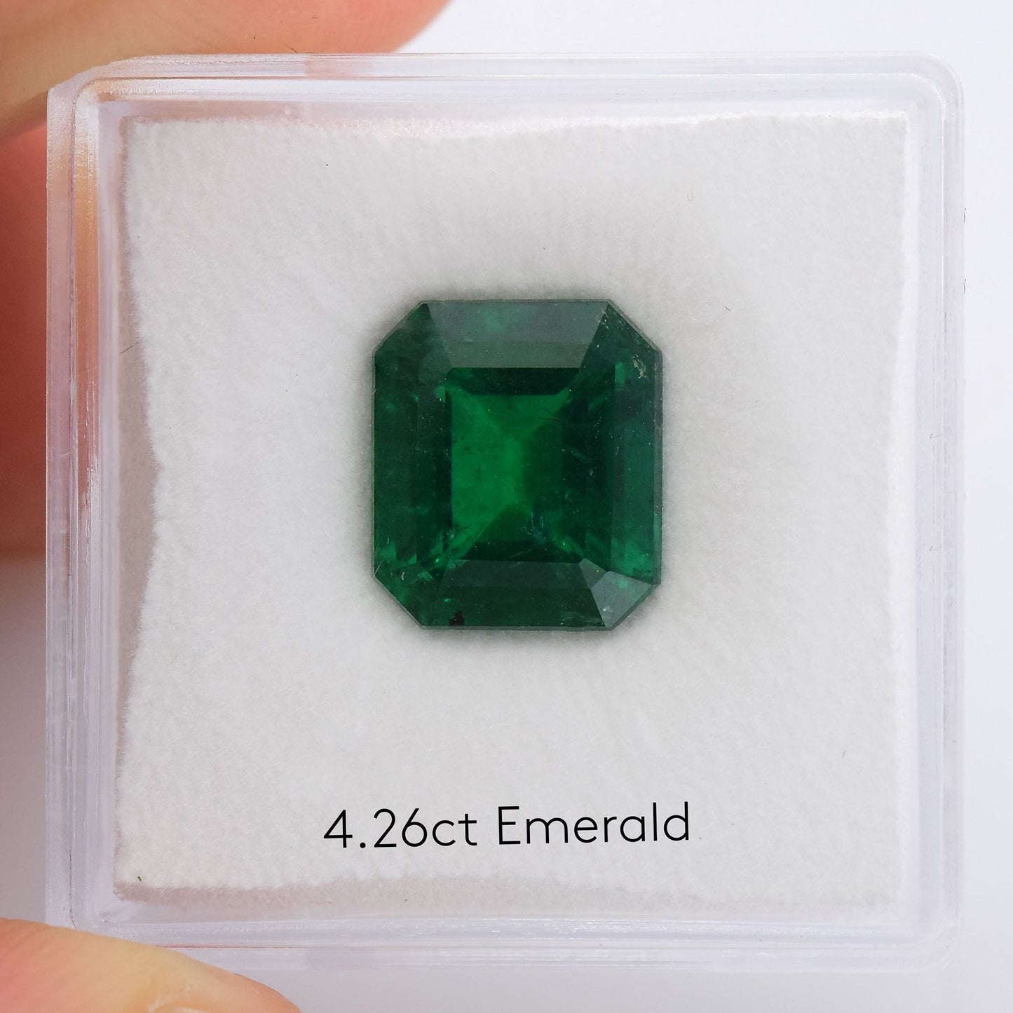 4,26 Karat Grüner Zambian Radiant Emerald GWLAB