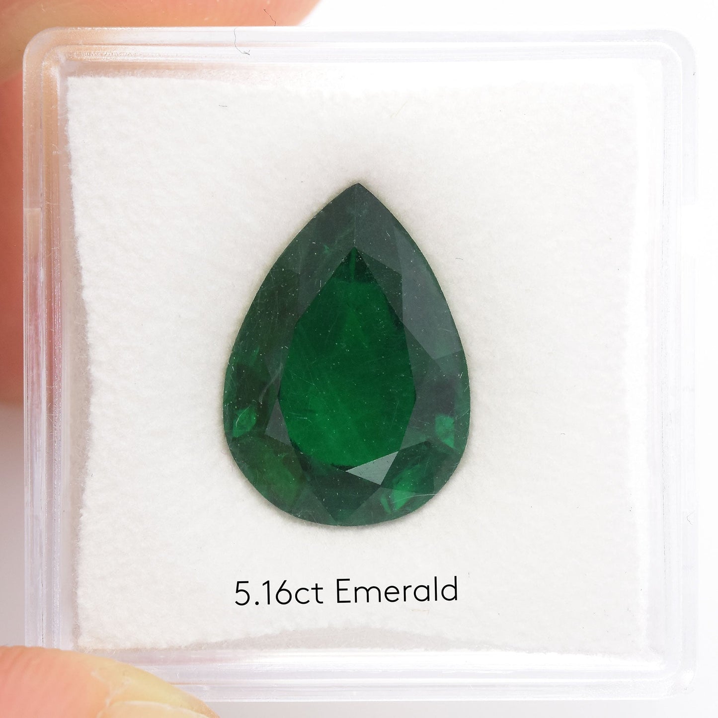 5,16 Karat grüner Birnen-Smaragd GWLAB