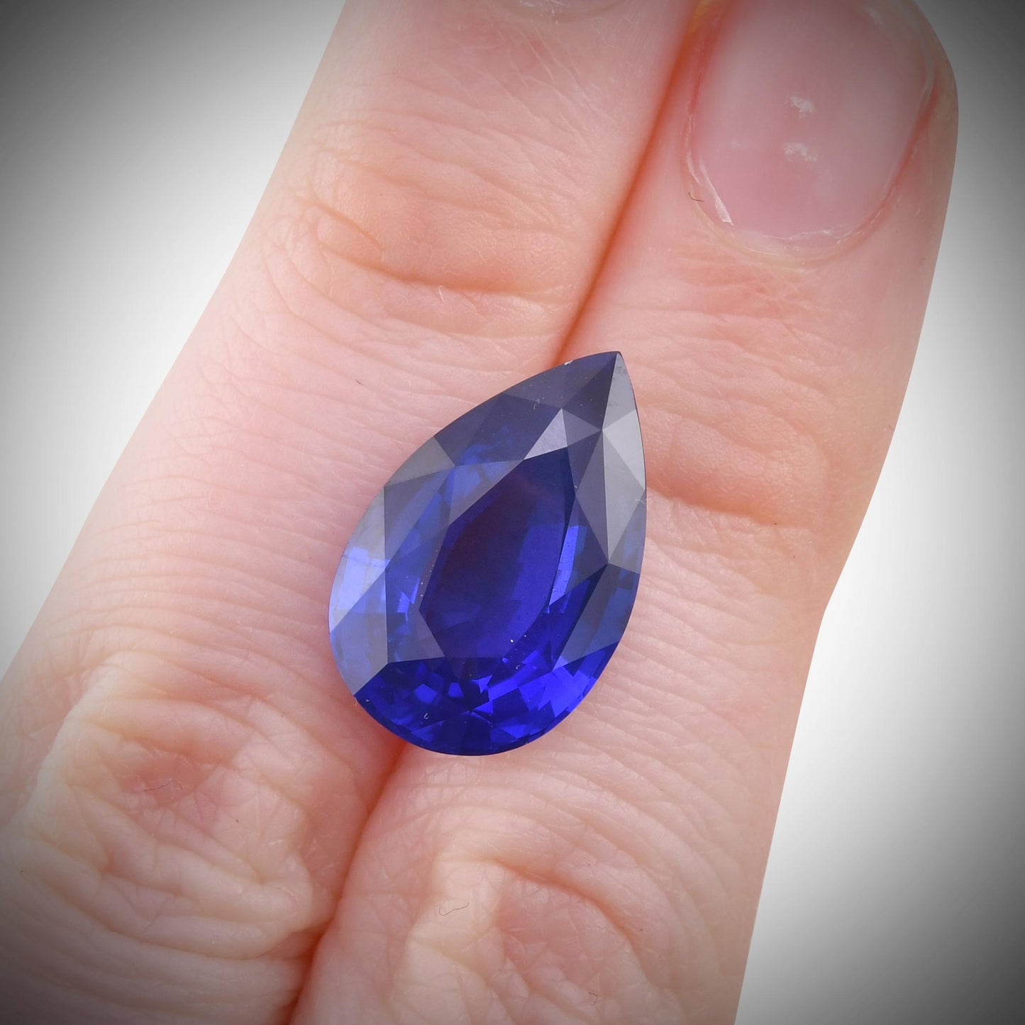 10,15 Karat blauer birnenförmiger Saphir aus Sri Lanka (GRS)