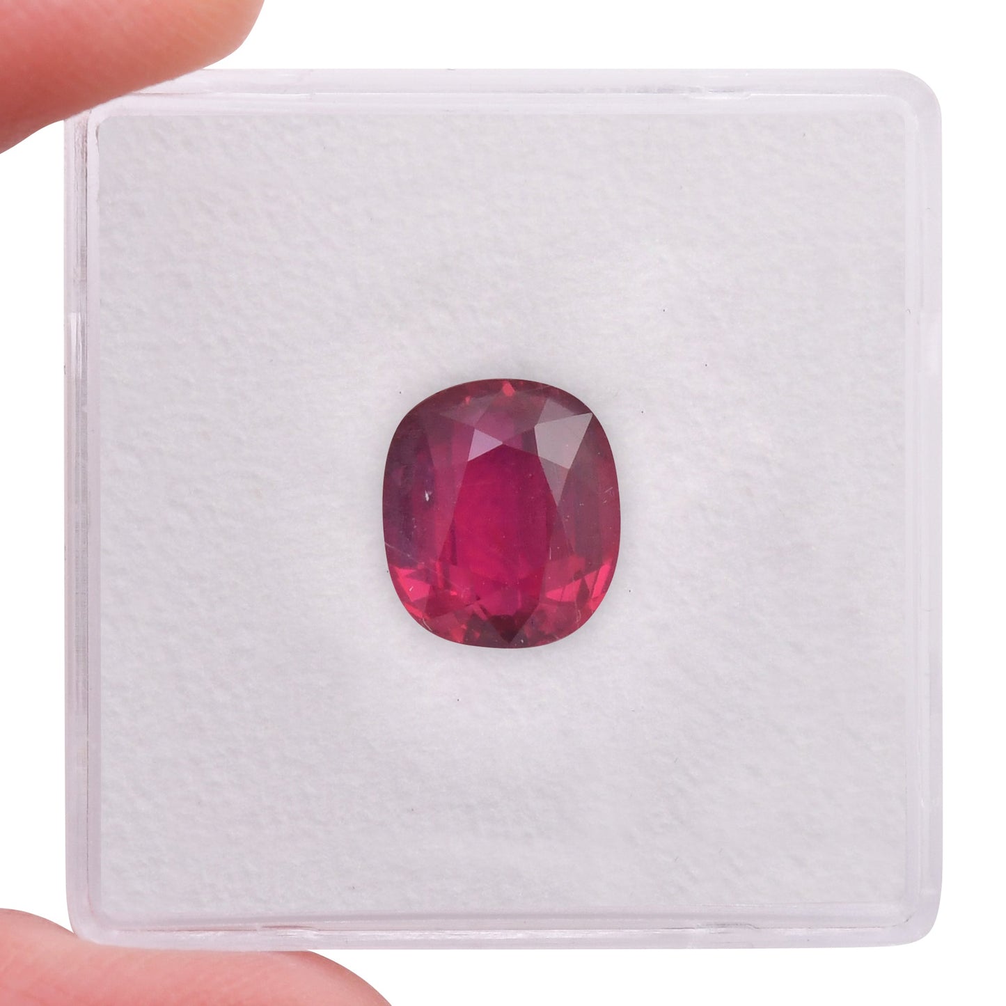 2,98 Karat roter MOSAMBIK-Kissenrubin GRS