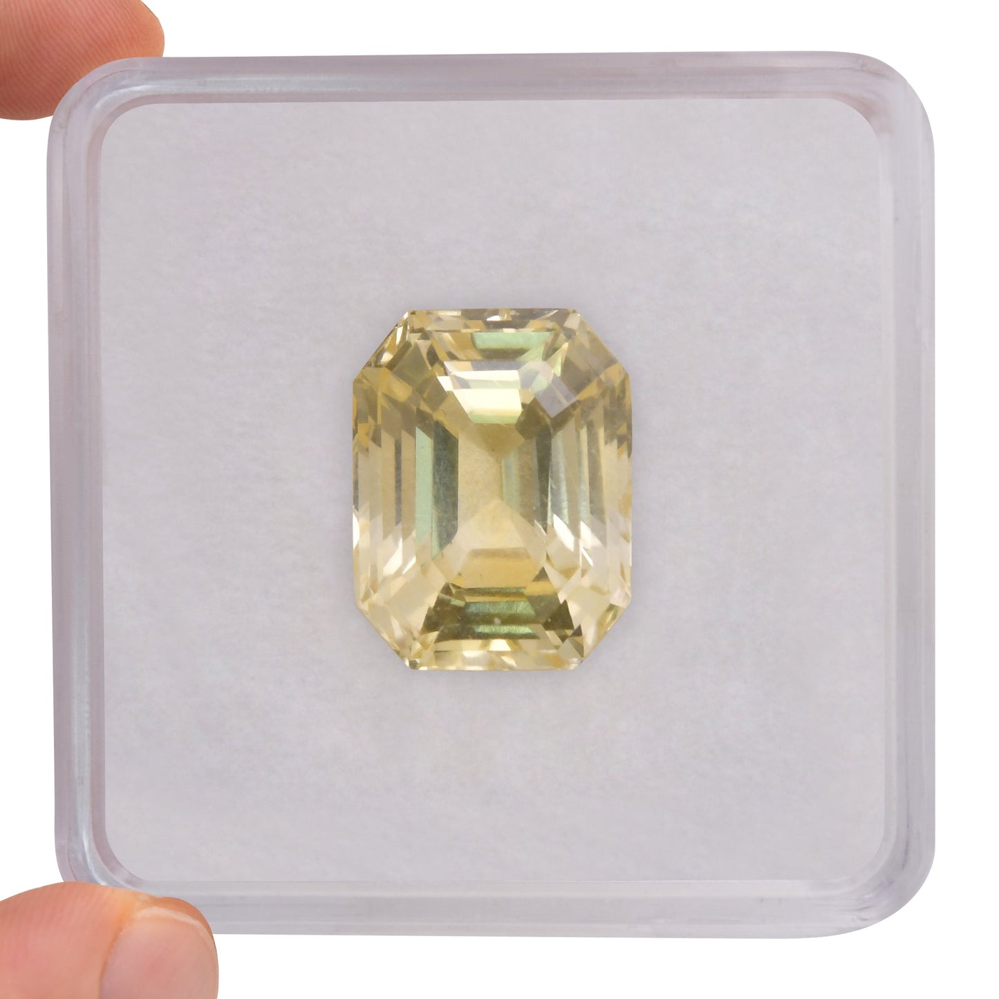 16,34 Karat Gelber Smaragd-Saphir GIA