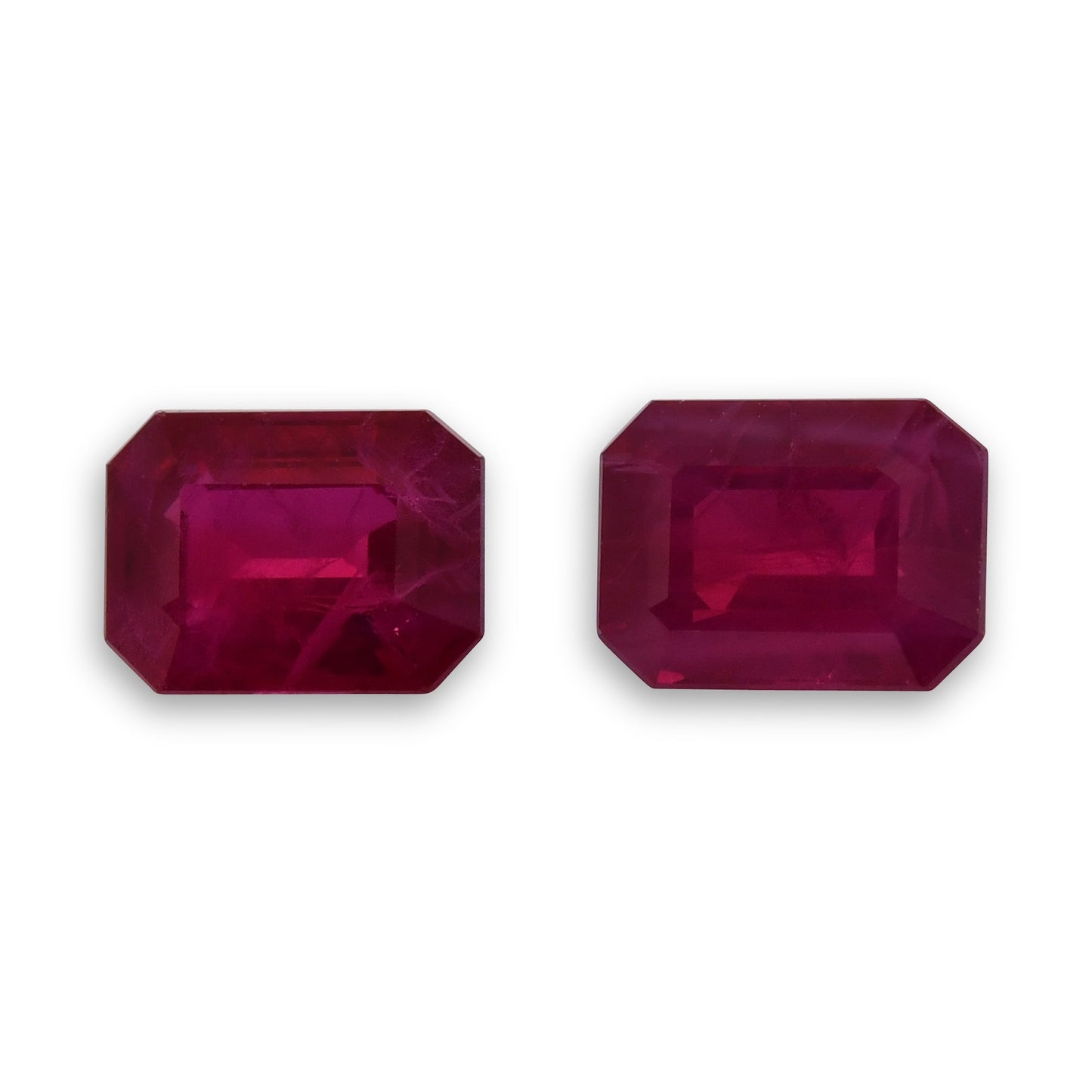 4.23 Carat Red BURMESE Emerald Ruby CD