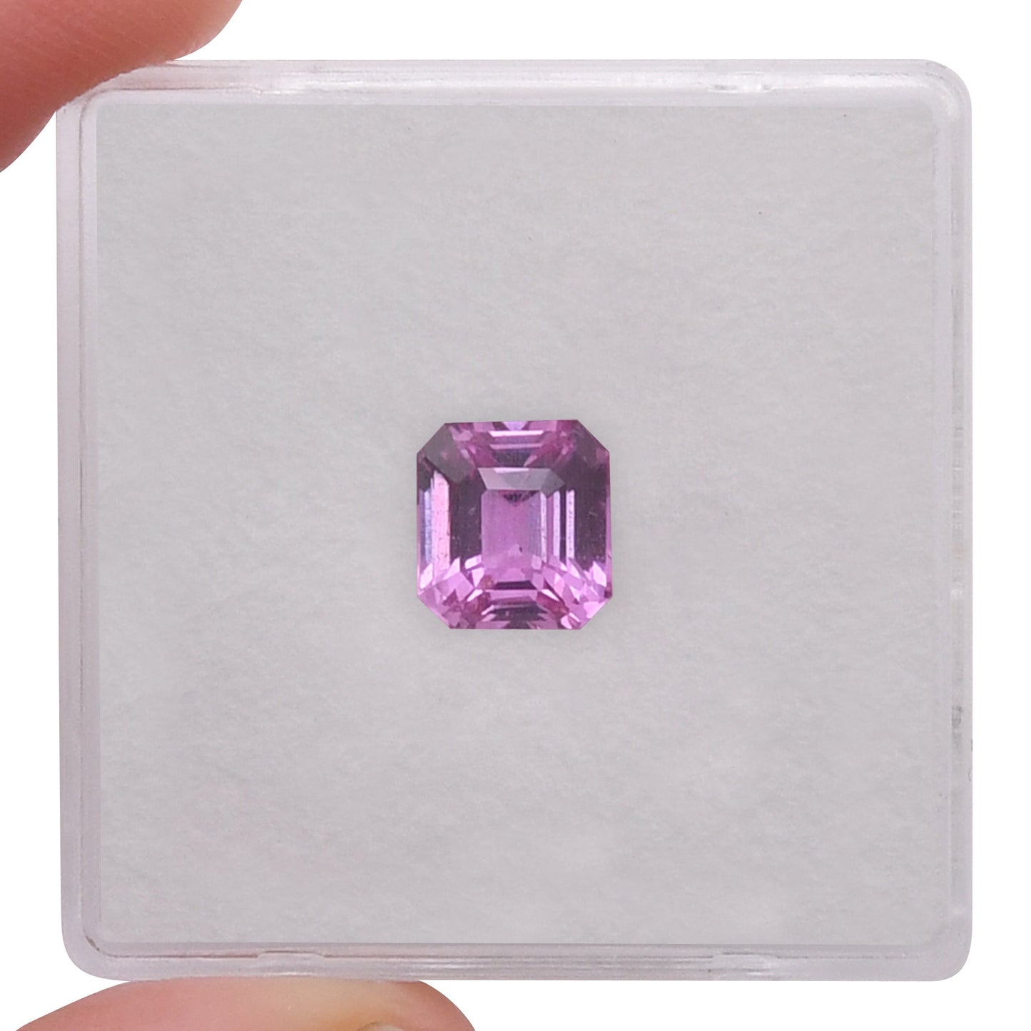 1,52 Karat rosafarbener Madagaskar-Smaragd-Saphir