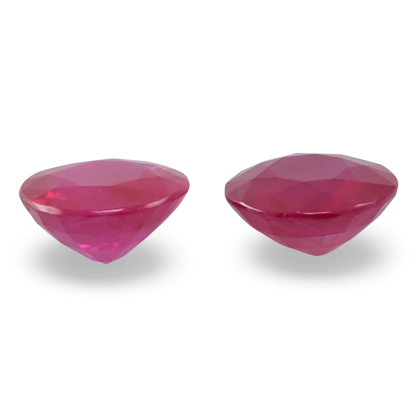 2,07 Karat roter runder Rubin