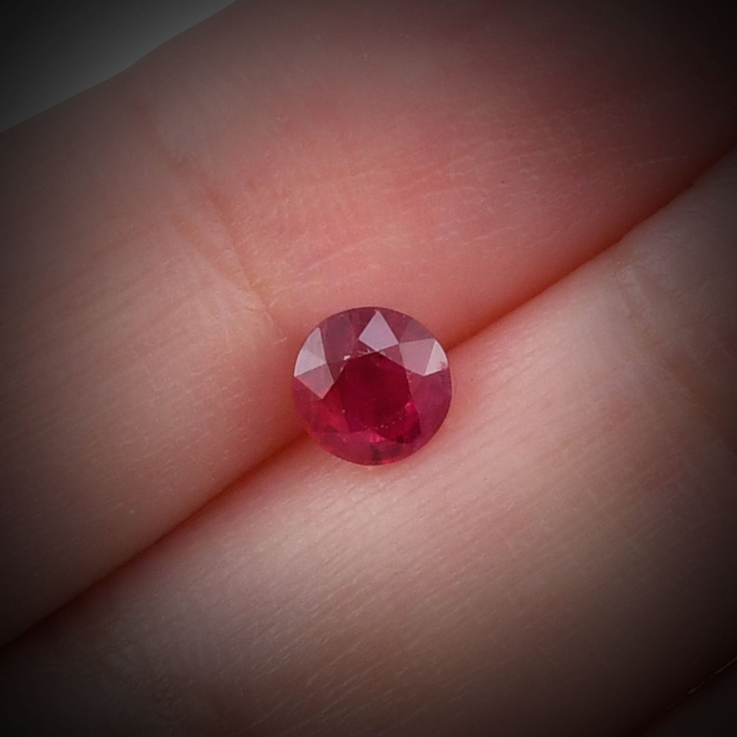 0.94 Carat Red  Round Ruby