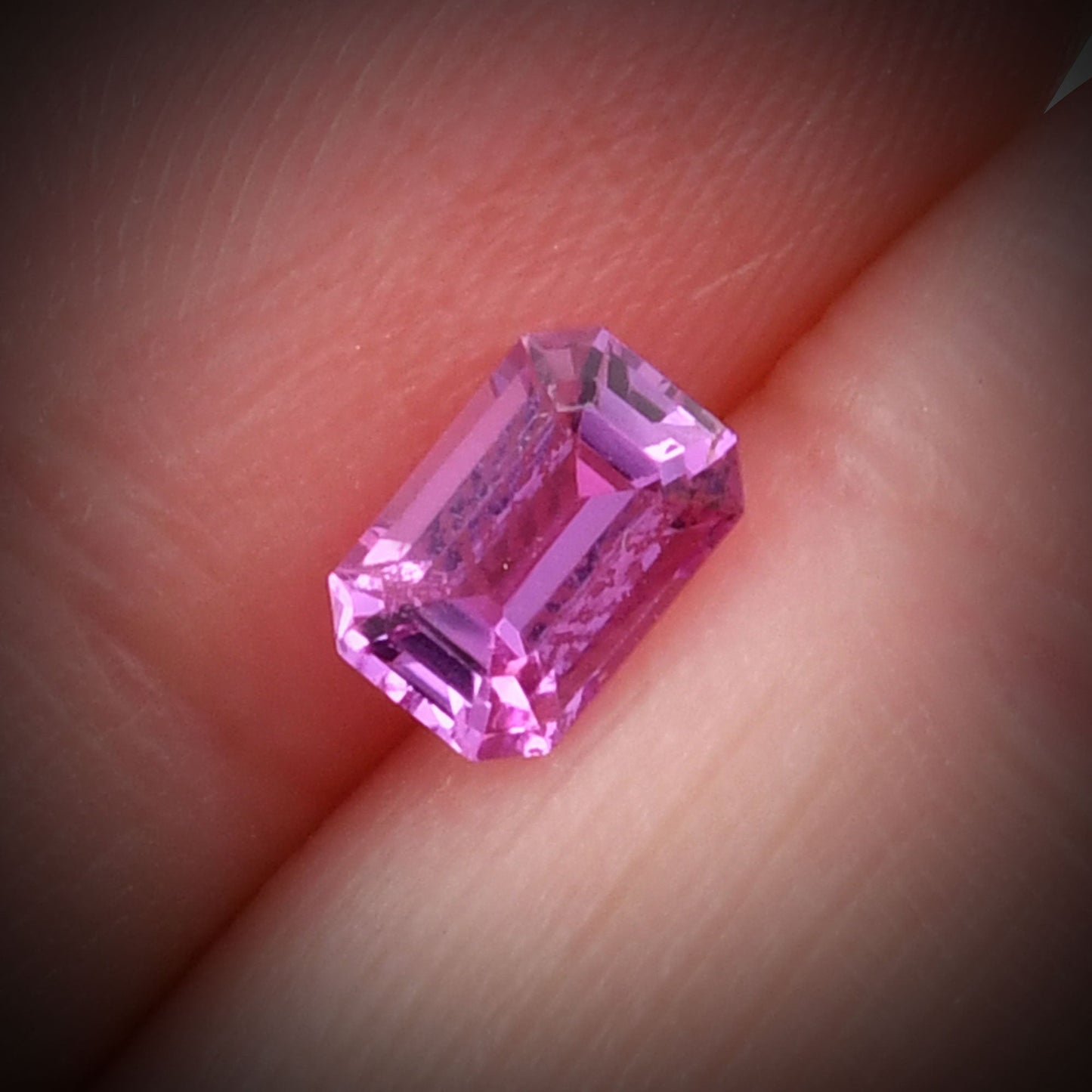 1,12 Karat rosa Smaragd-Saphir