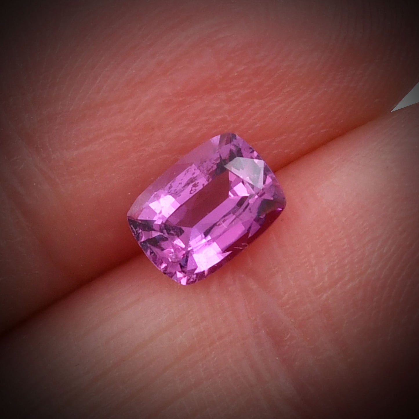 1,15 Karat rosa Kissen-Saphir