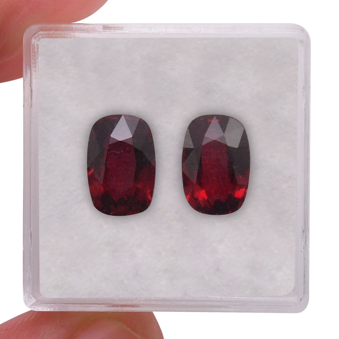 6,08 Karat roter MOSAMBIKANISCHER Kissen-Rubin GRS