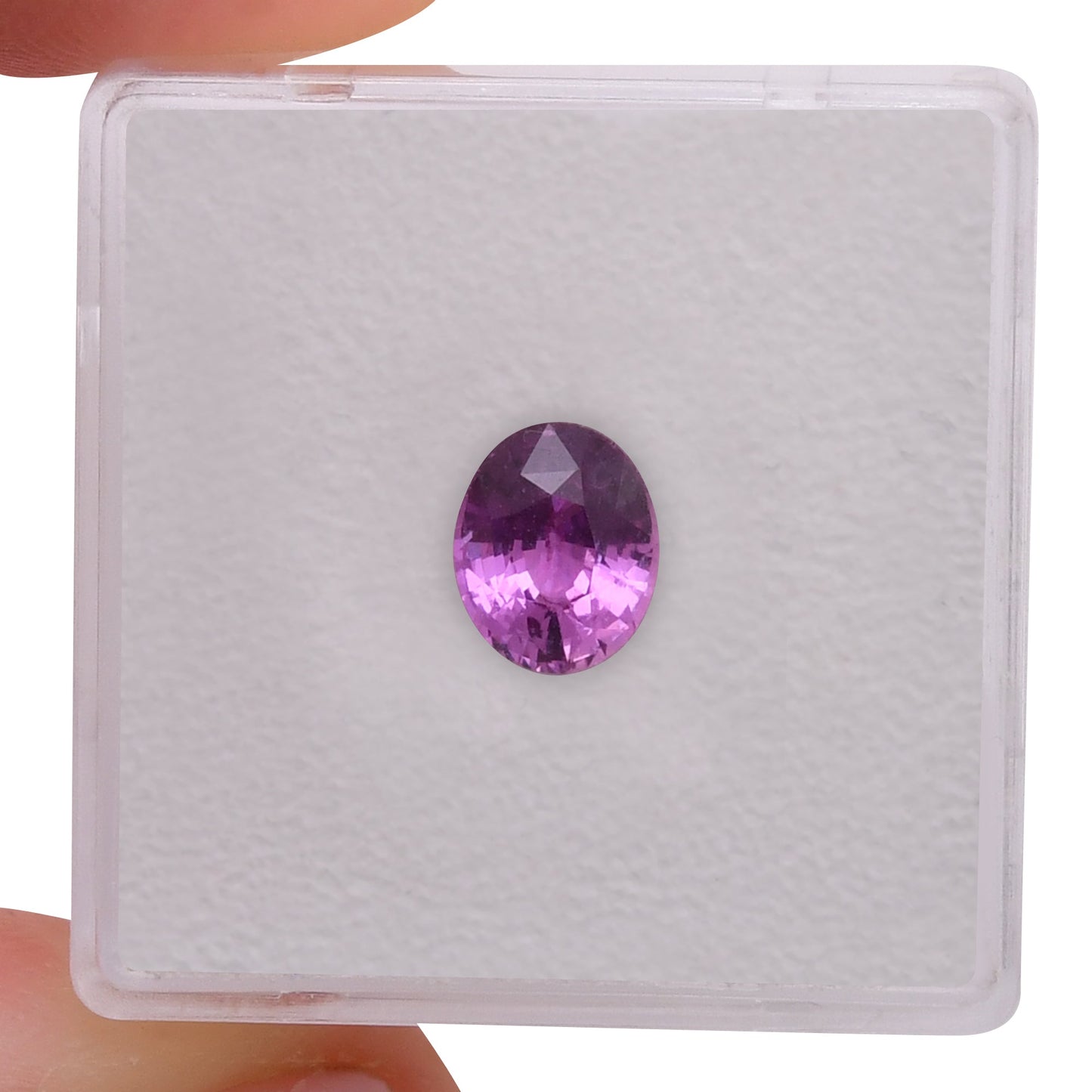 1,51 Karat rosa ovaler Saphir