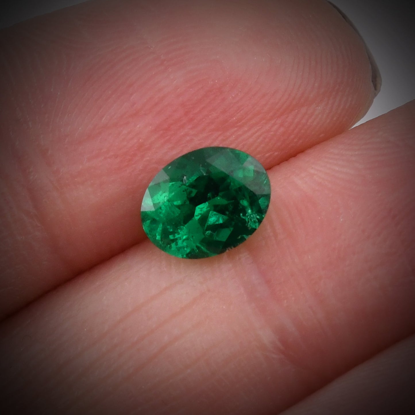 1.13 Carat Green COLOMBIAN Oval Muzo Emerald CD