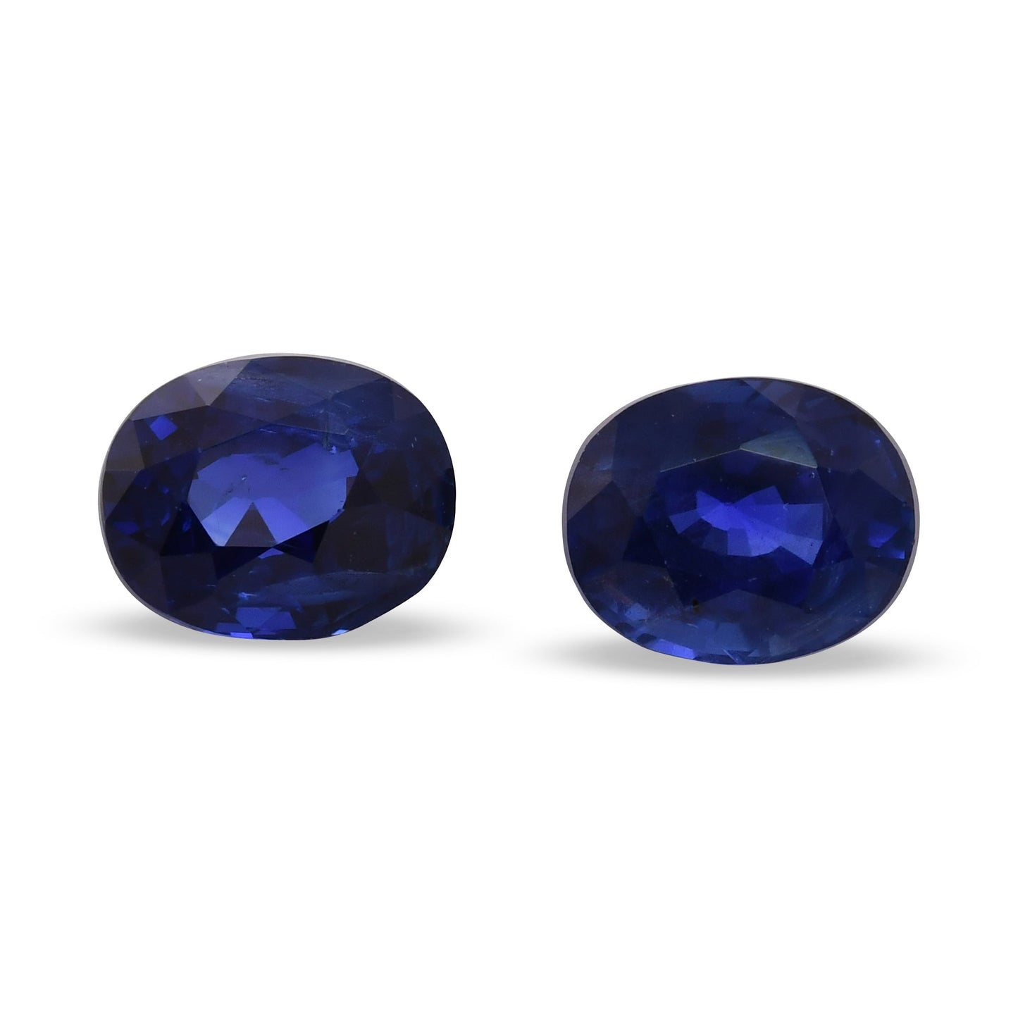 4,52 Karat blauer ovaler Saphir aus Sri Lanka (CD)