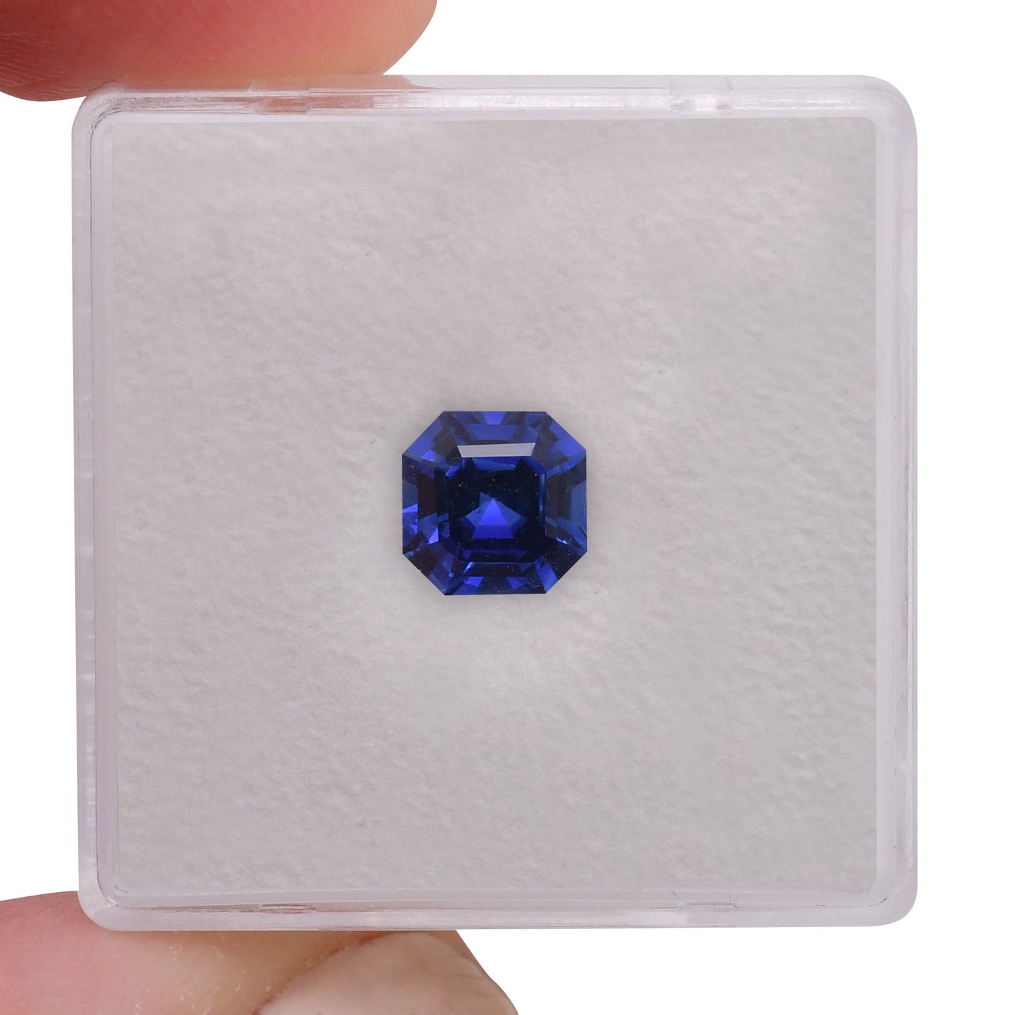 1,36 Karat blauer Smaragd-Saphir aus Sri Lanka
