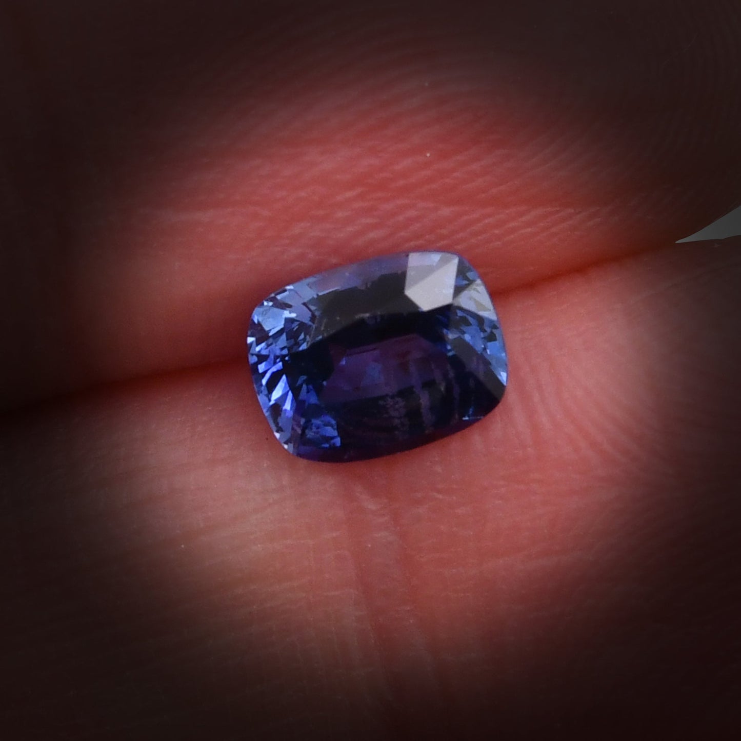 1,39 Karat blauer Kissen-Saphir aus Sri Lanka