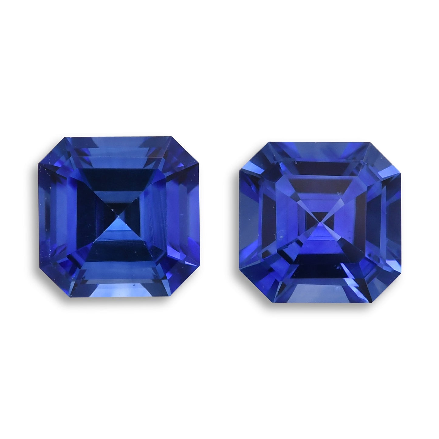 1,23 Karat blauer Smaragd-Saphir aus Sri Lanka