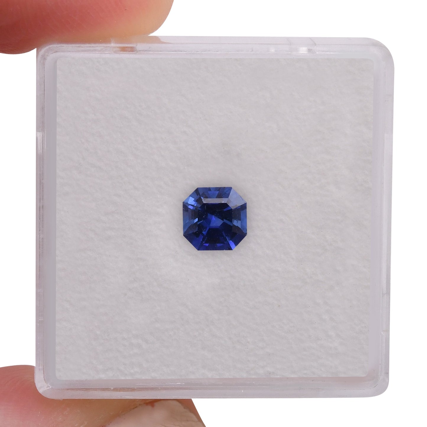 0,76 Karat blauer Smaragd-Saphir aus Sri Lanka