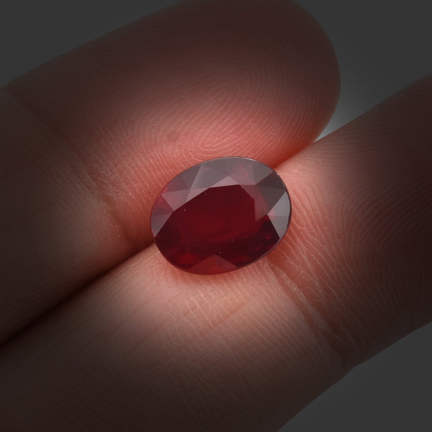 3,02 Karat roter ovaler Rubin aus Mosambik (GRS)