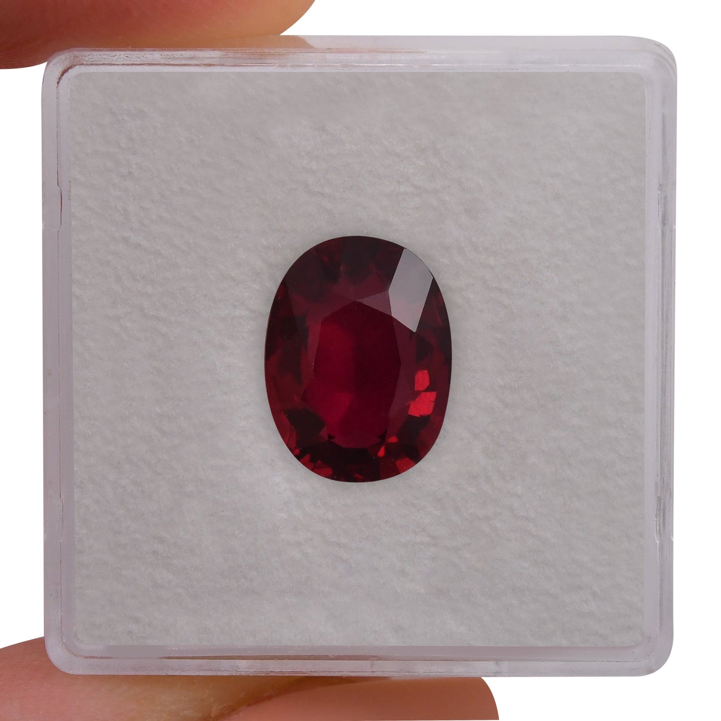 4.04 Carat Red MOZAMBIQUE Oval Ruby CD