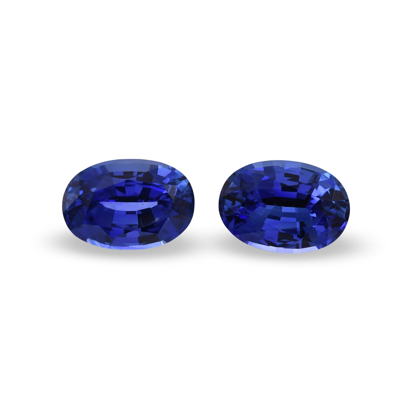 1,93 Karat blauer ovaler Saphir aus Sri Lanka