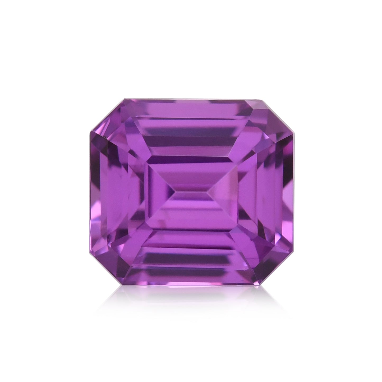 1,53 Karat violetter Madagaskar-Smaragd-Saphir