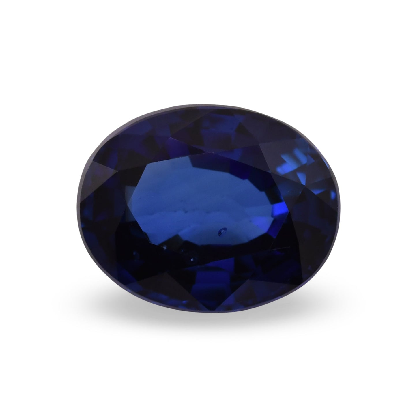 6,70 Karat blauer ovaler Saphir aus Madagaskar (AGL)