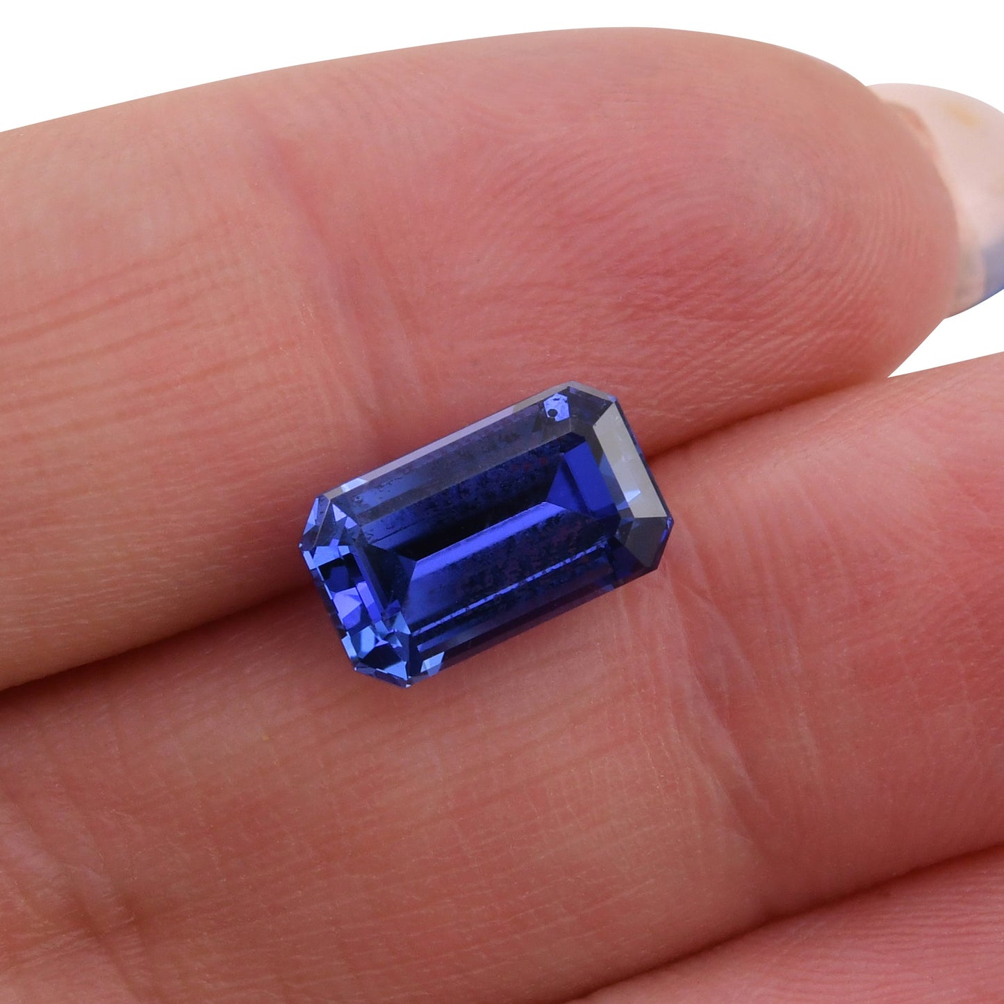 4,51 Karat blauer Smaragd-Saphir aus Sri Lanka (AGL)