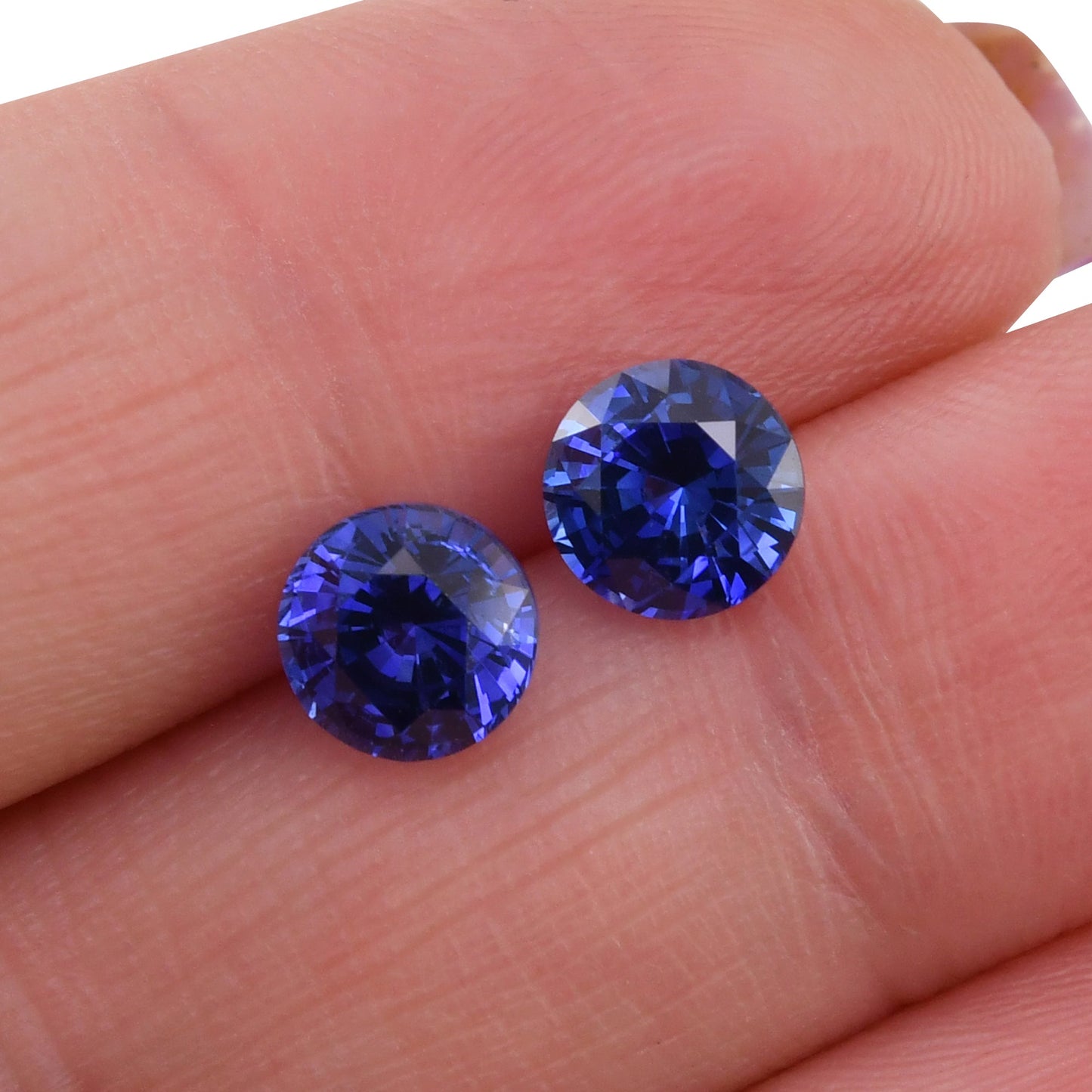 3,05 Karat blauer runder Saphir aus Sri Lanka