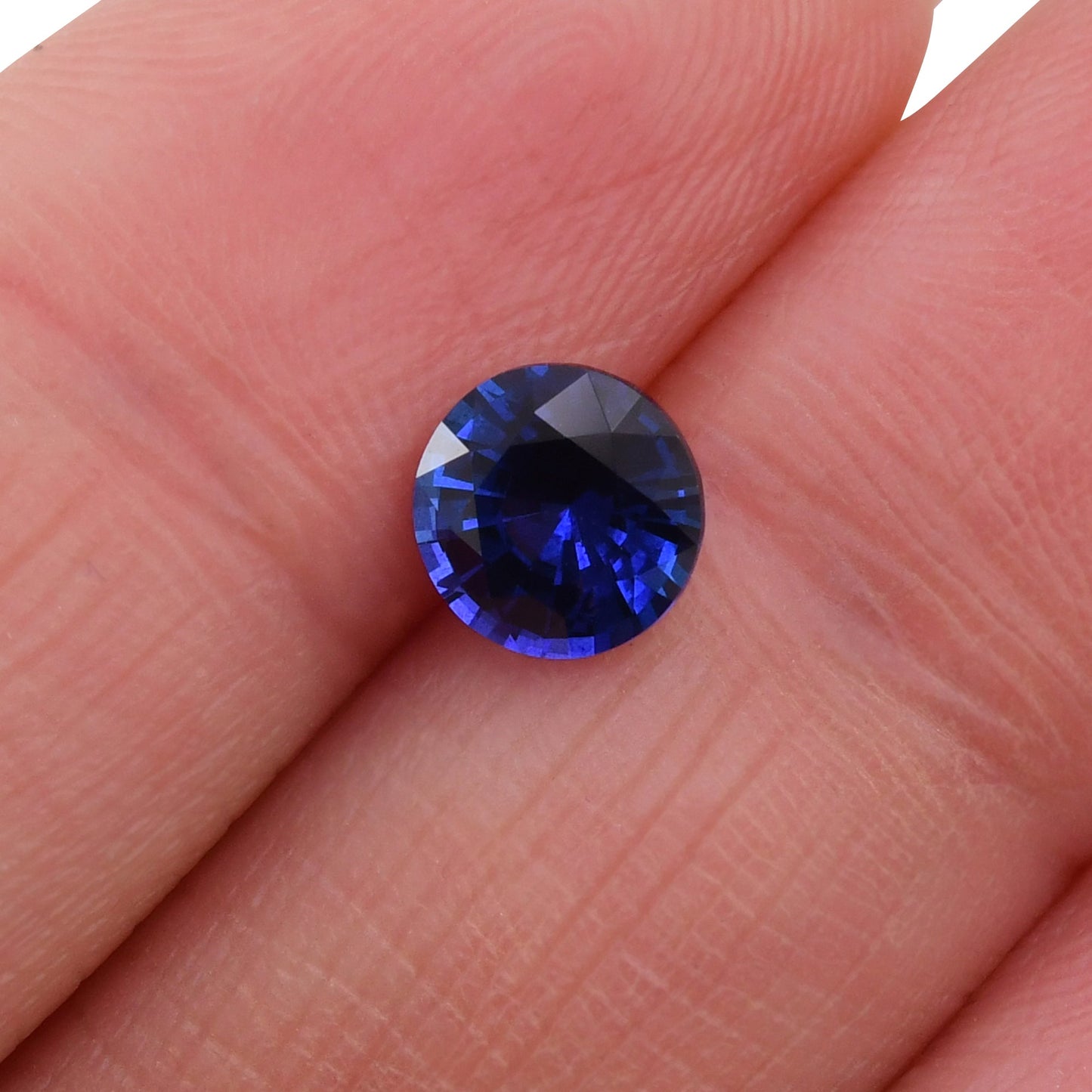 1,17 Karat blauer runder Saphir aus Sri Lanka