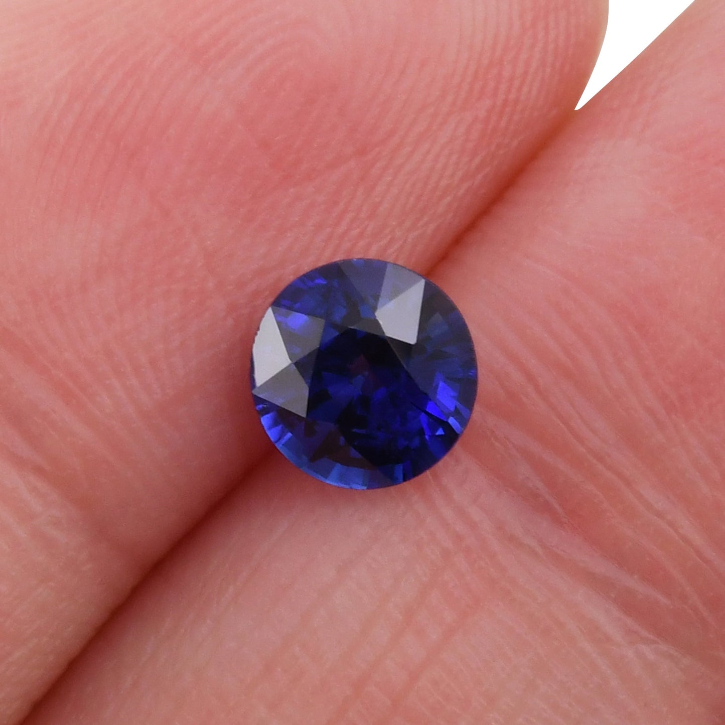 1,14 Karat blauer runder Saphir aus Sri Lanka