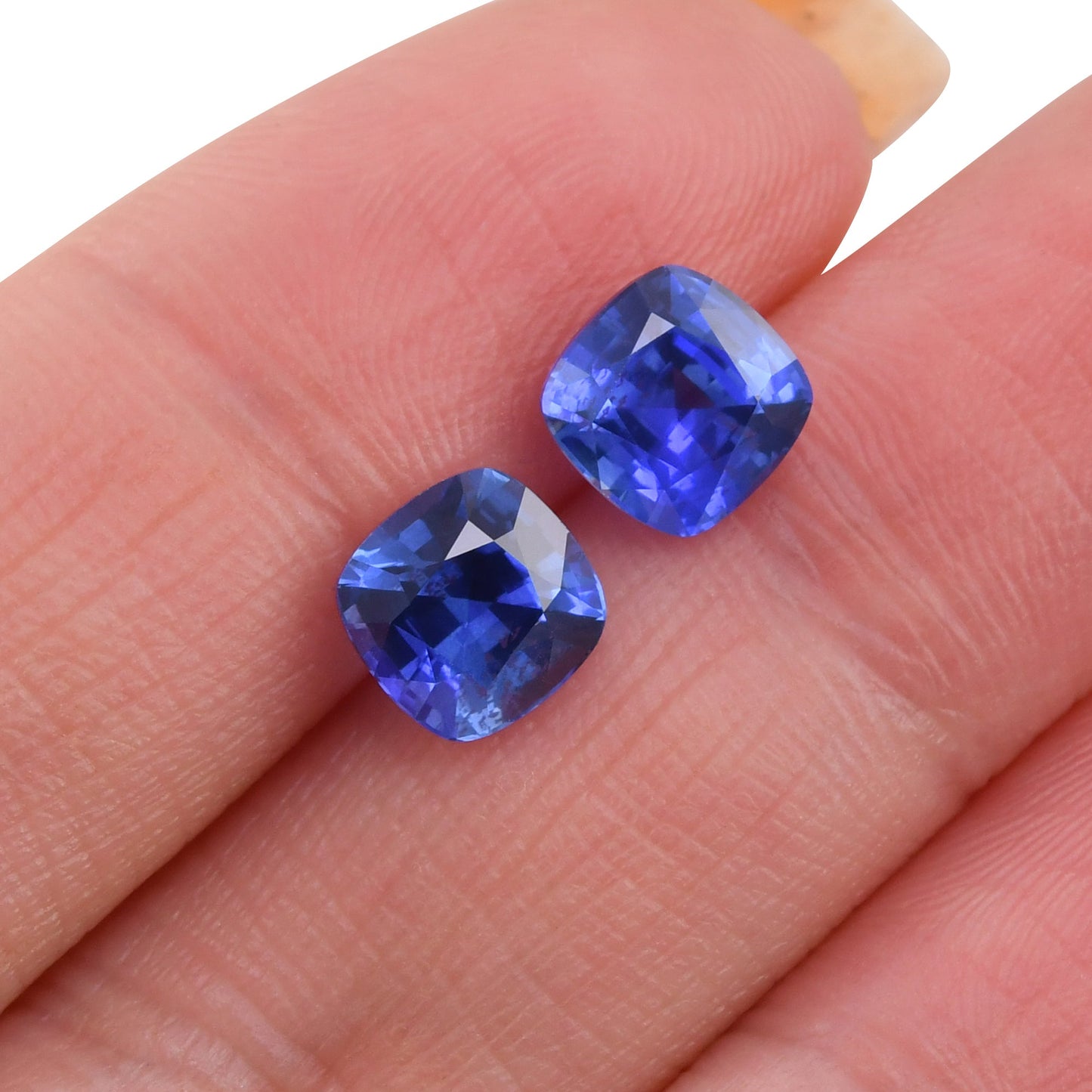 4,47 Karat blauer Kissen-Saphir aus Sri Lanka