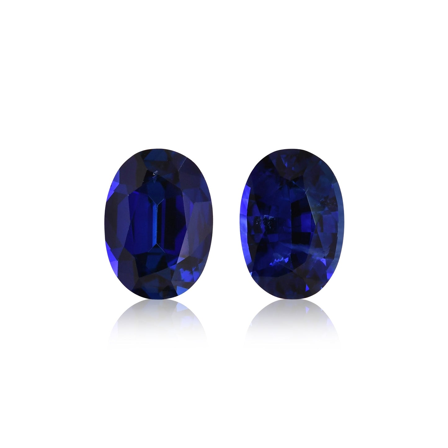 1,90 Karat blauer ovaler Saphir aus Sri Lanka
