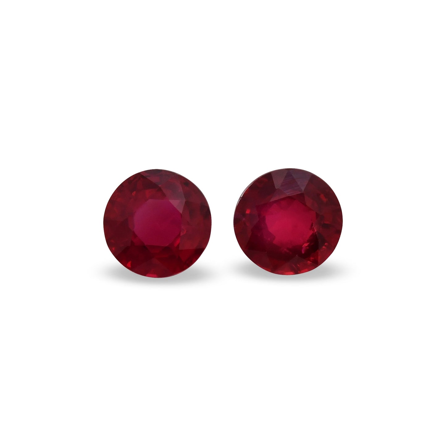 2,39 Karat roter runder Rubin aus Mosambik
