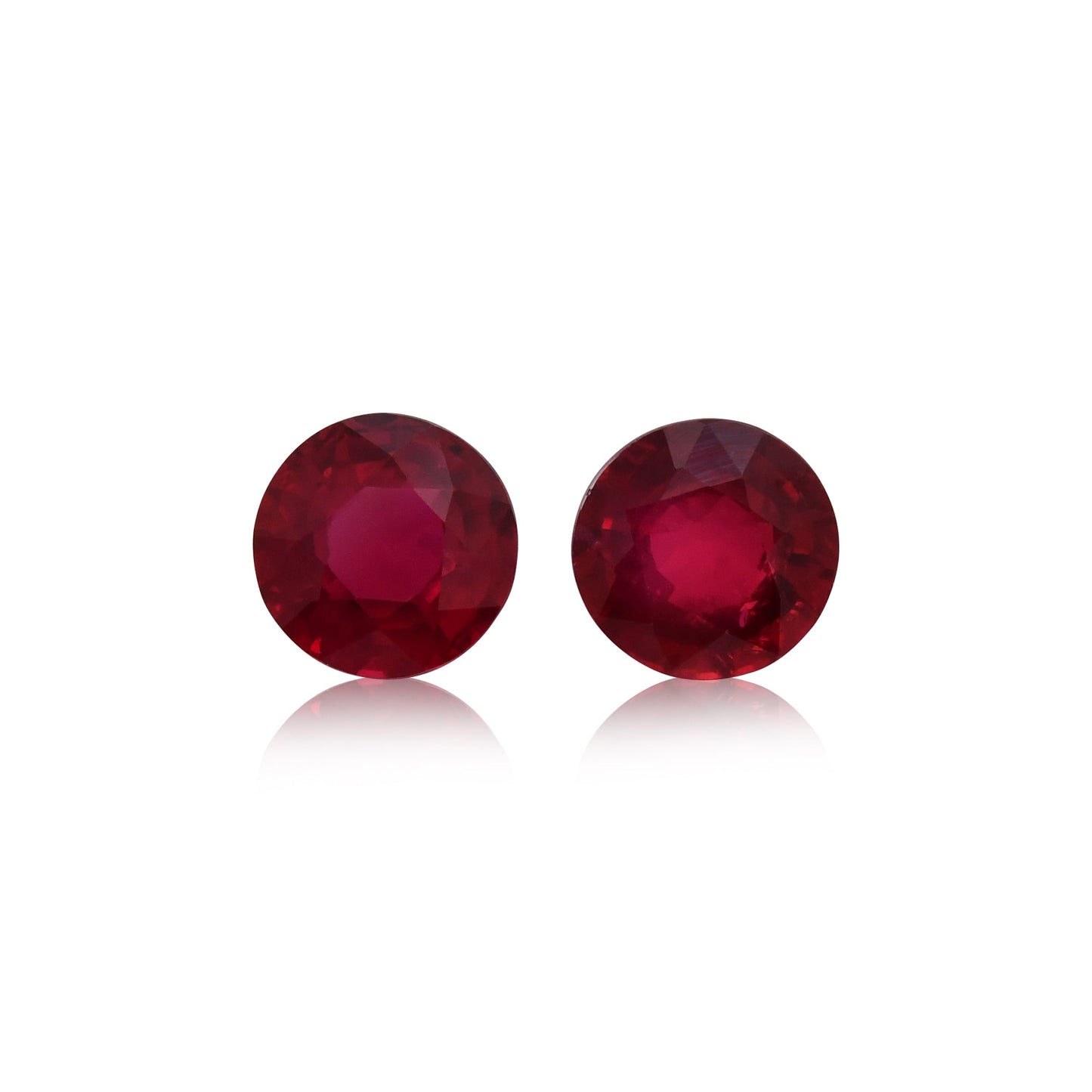 2,39 Karat roter runder Rubin aus Mosambik