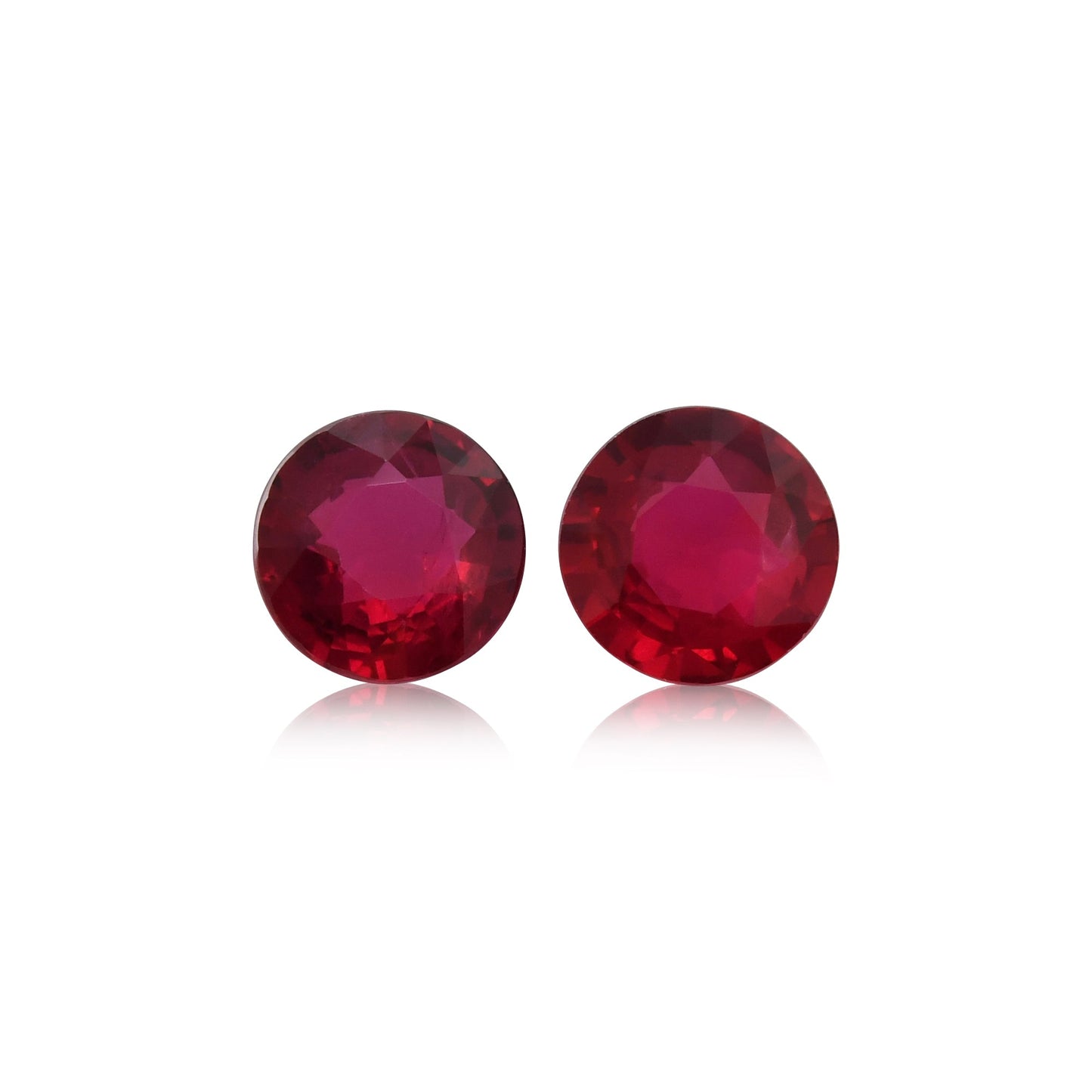 2,12 Karat roter runder Rubin aus Mosambik