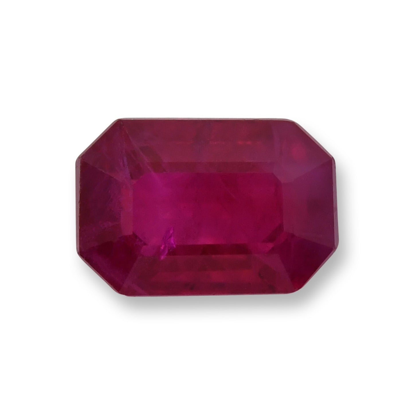 0,93 Karat roter Mosambik-Smaragd-Rubin
