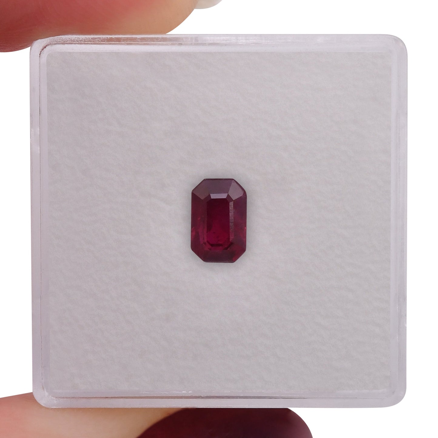 0,93 Karat roter Mosambik-Smaragd-Rubin