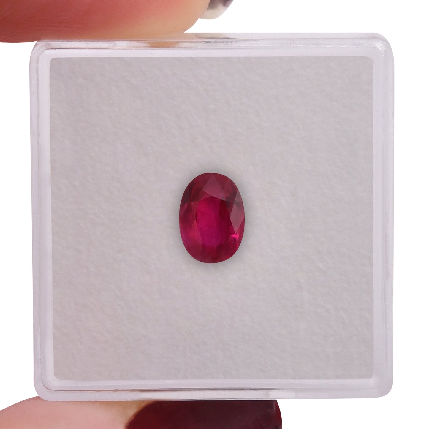 0,99 Karat roter ovaler Rubin aus Thailand