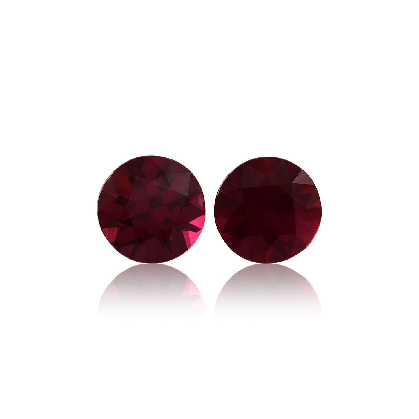 2,10 Karat roter runder Rubin aus Mosambik