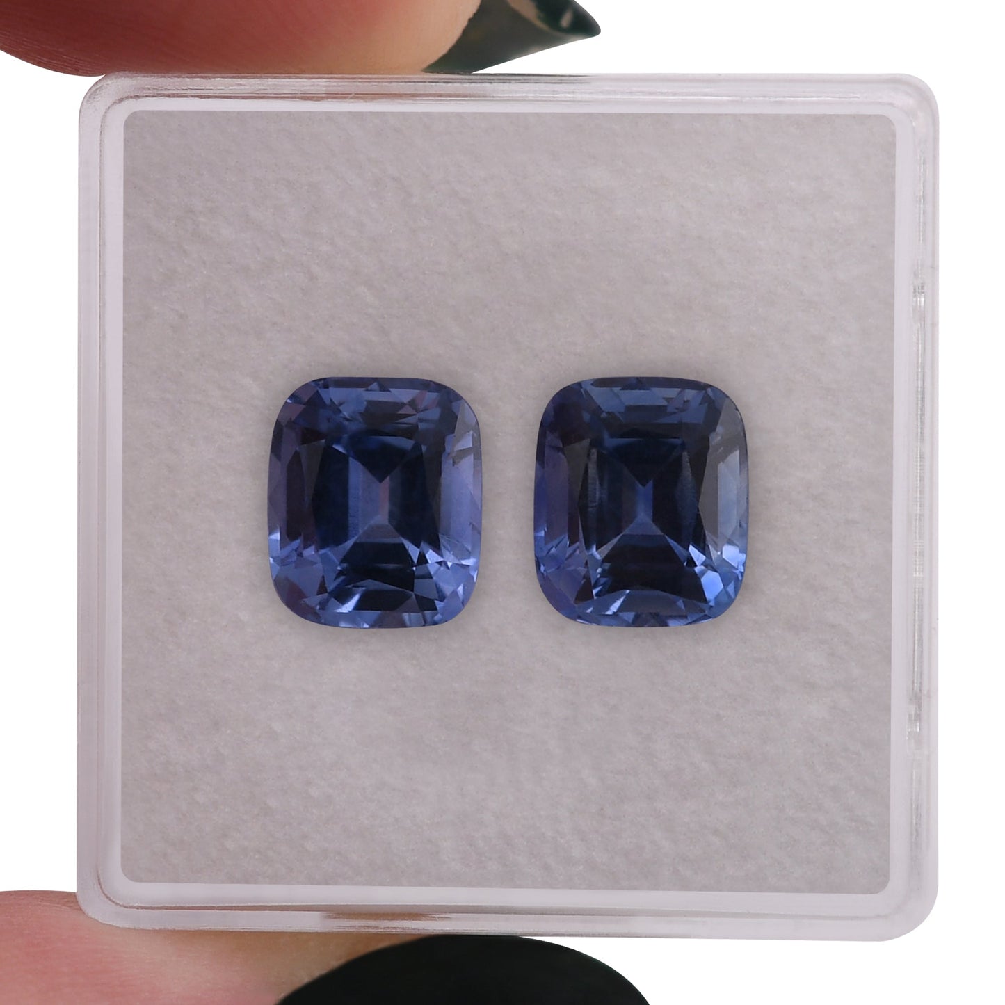 5,57 Karat blaue Kissen-Saphire aus Sri Lanka (Paar)