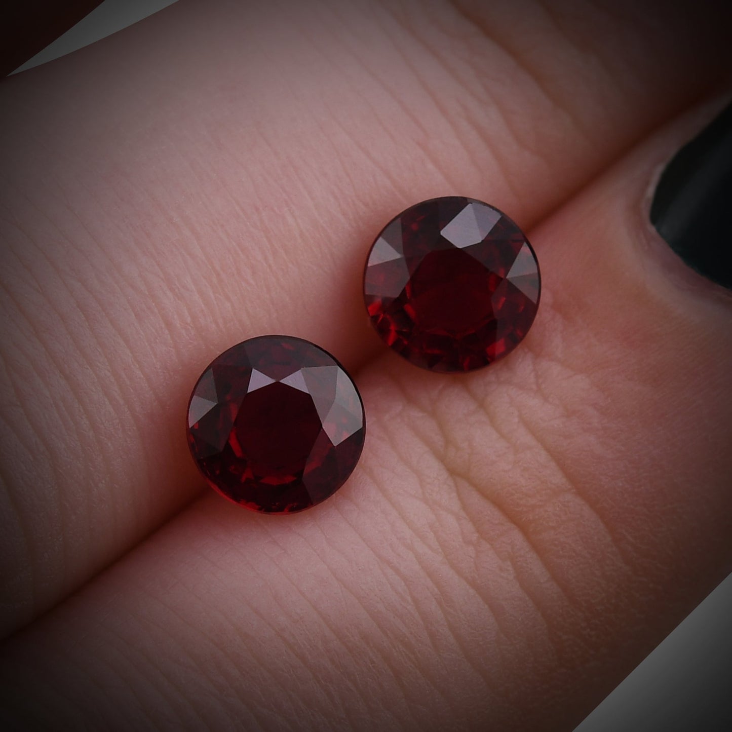 2.85 Carat Red MOZAMBICAN Round Ruby