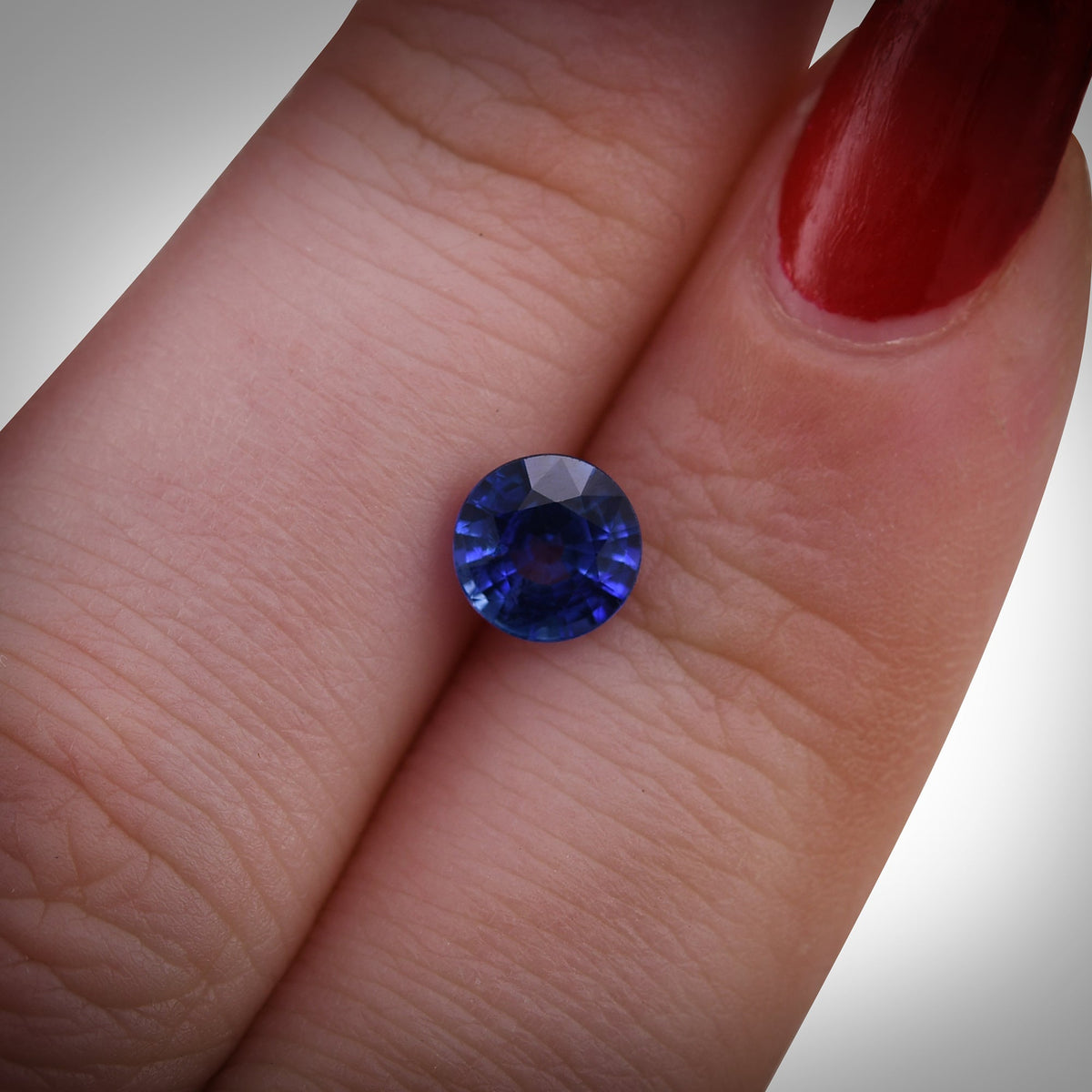 1,10 Karat blauer runder Saphir aus Sri Lanka