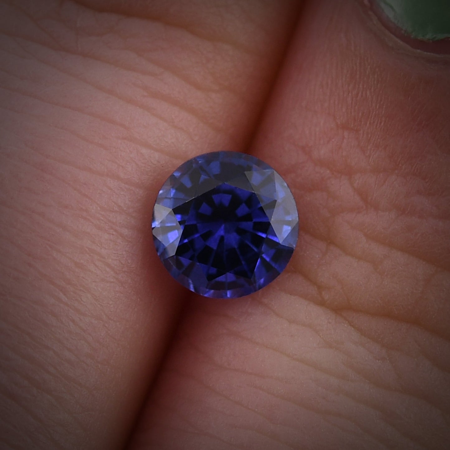 1,07 Karat blauer runder Saphir aus Sri Lanka