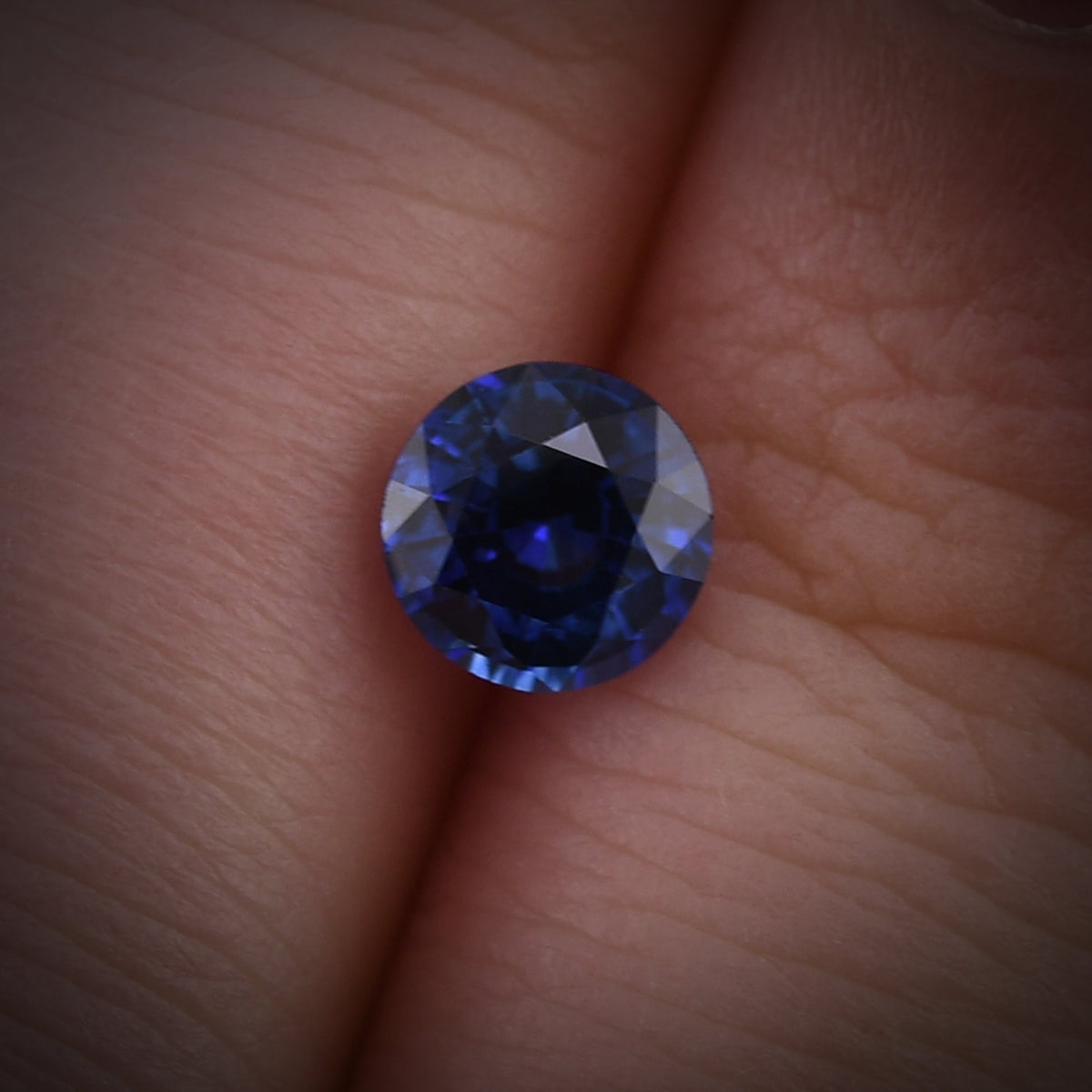 0.96 Carat Blue SRI LANKAN Round Sapphire