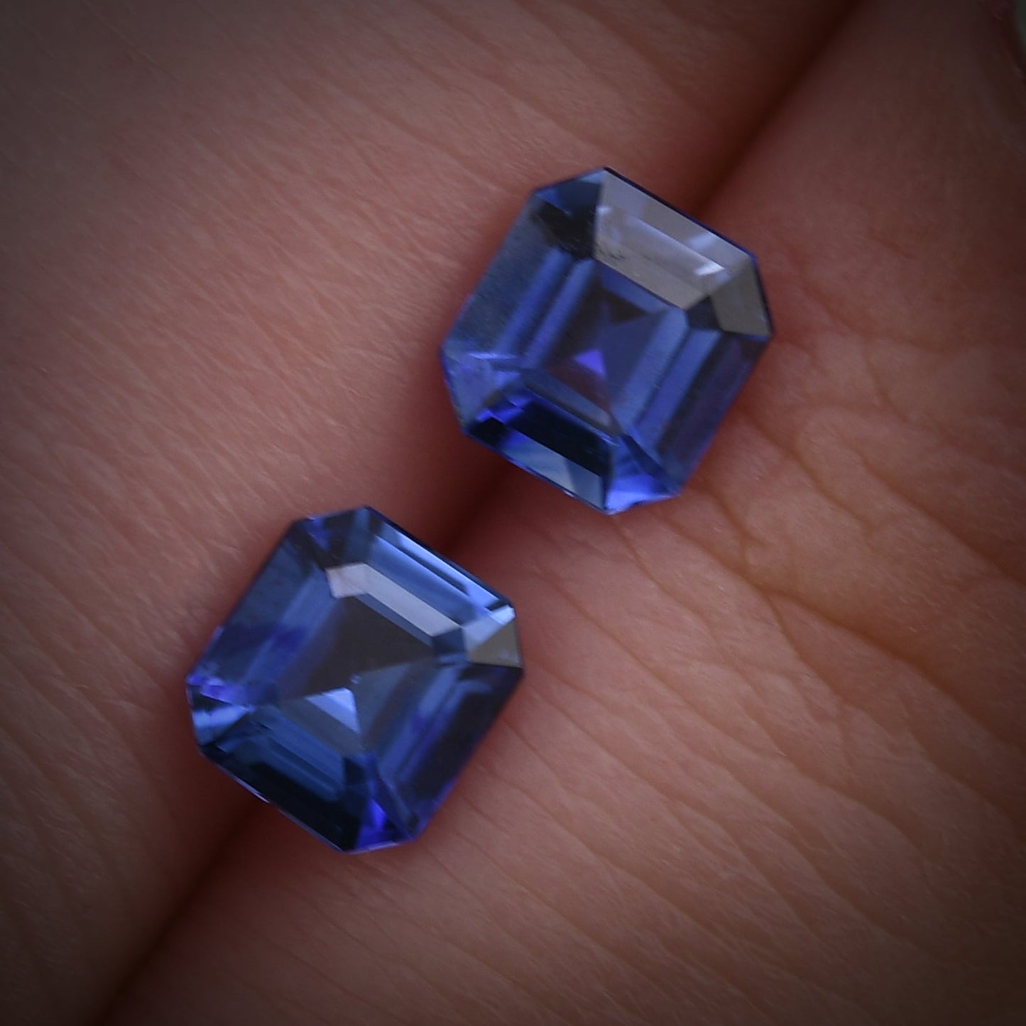 2.06 Carat Blue SRI LANKAN Emerald Sapphire GRS