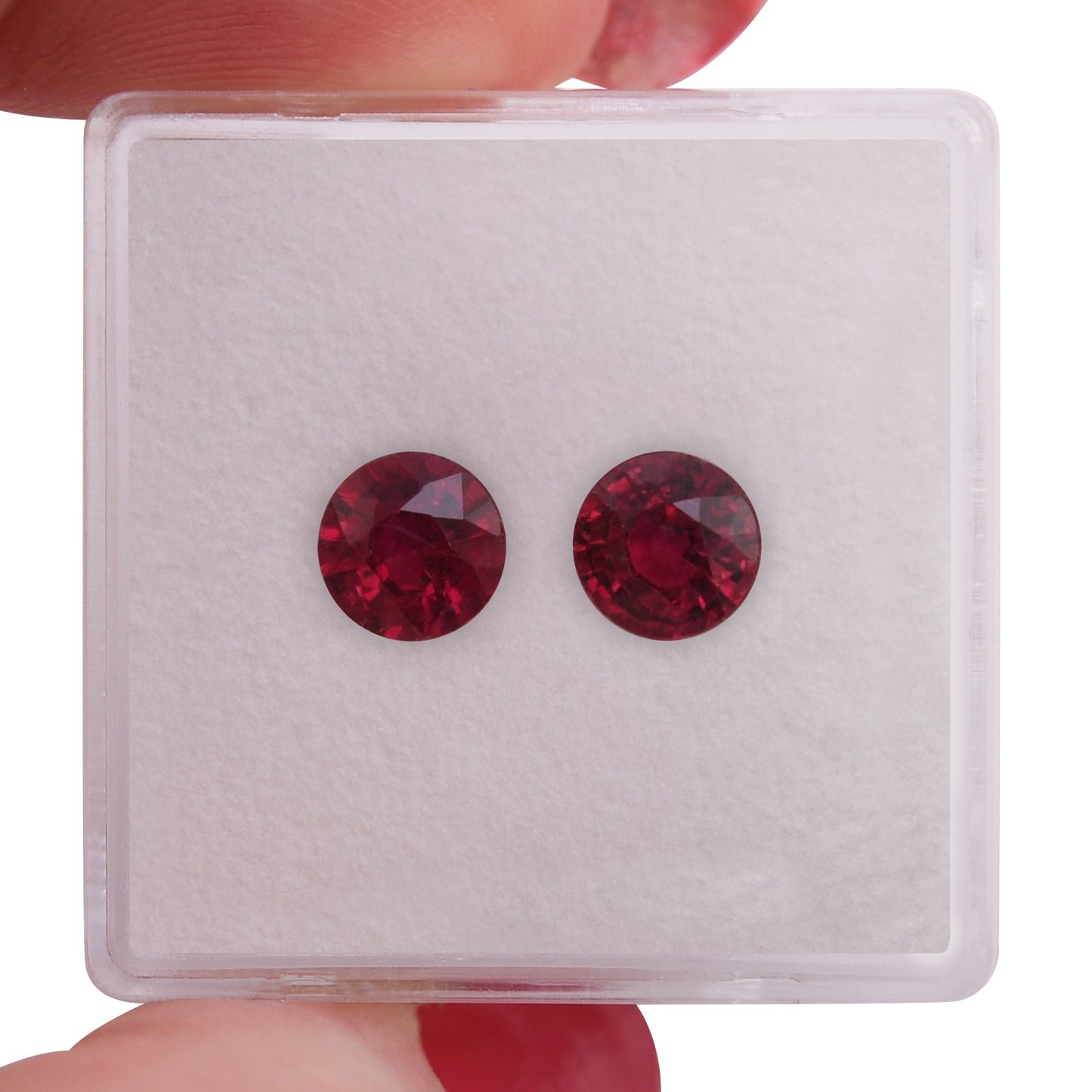 2,05 Karat roter runder Rubin aus Mosambik